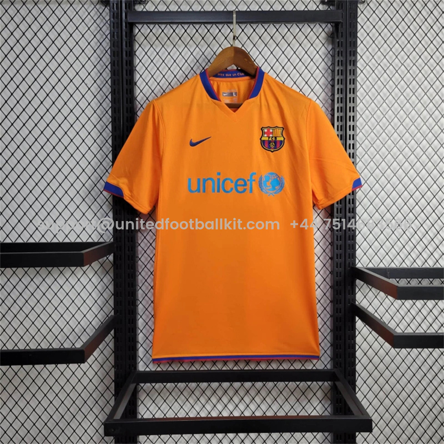 Unitedfootballkit.com | Retro Barcelona 06-07 Away Jersey -Customize Name, Number and Patch | Worldwide Shipping