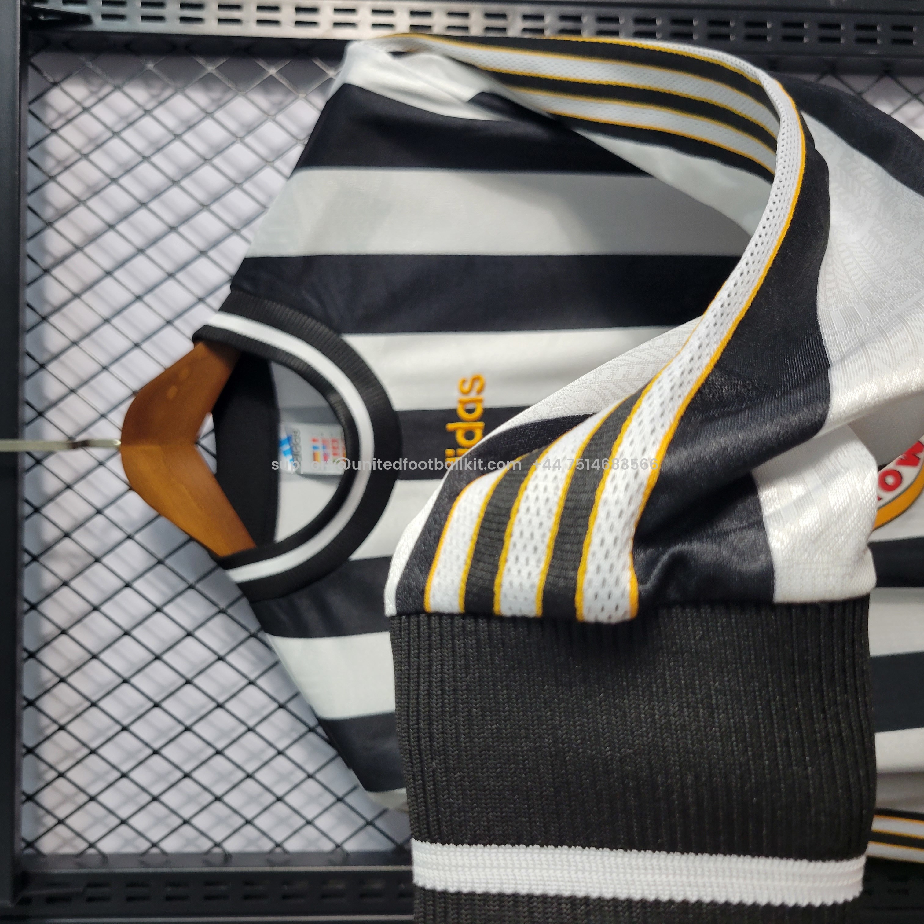 Unitedfootballkit.com | Retro Newcastle United 1997-99 Home Long Sleeve Jersey -Customize Name, Number and Patch | Worldwide Shipping