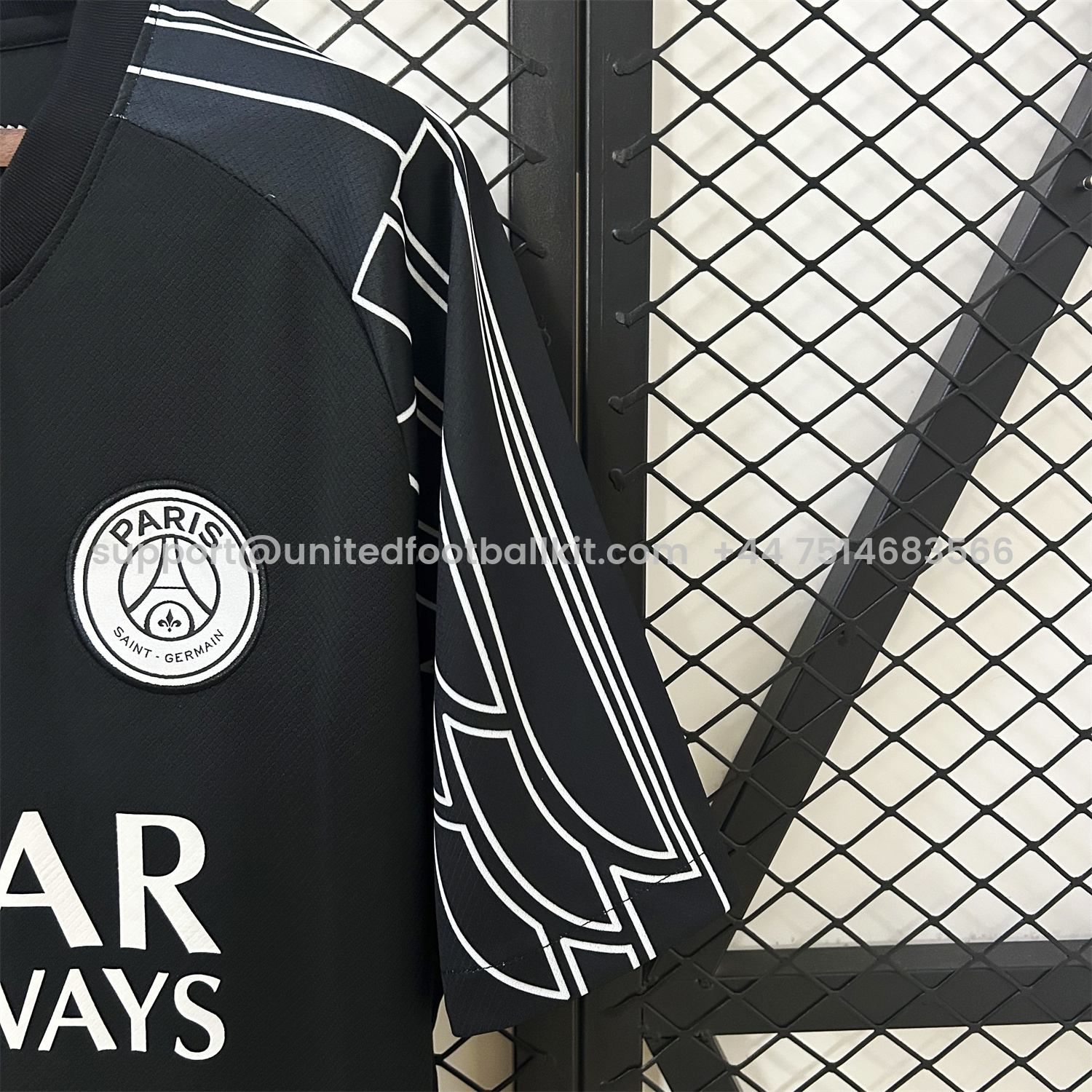 Unitedfootballkit.com | Paris Saint-Germain PSG 24-25 Fourth Black Jersey - Fans Version -Customize Name, Number and Patch | Worldwide Shipping