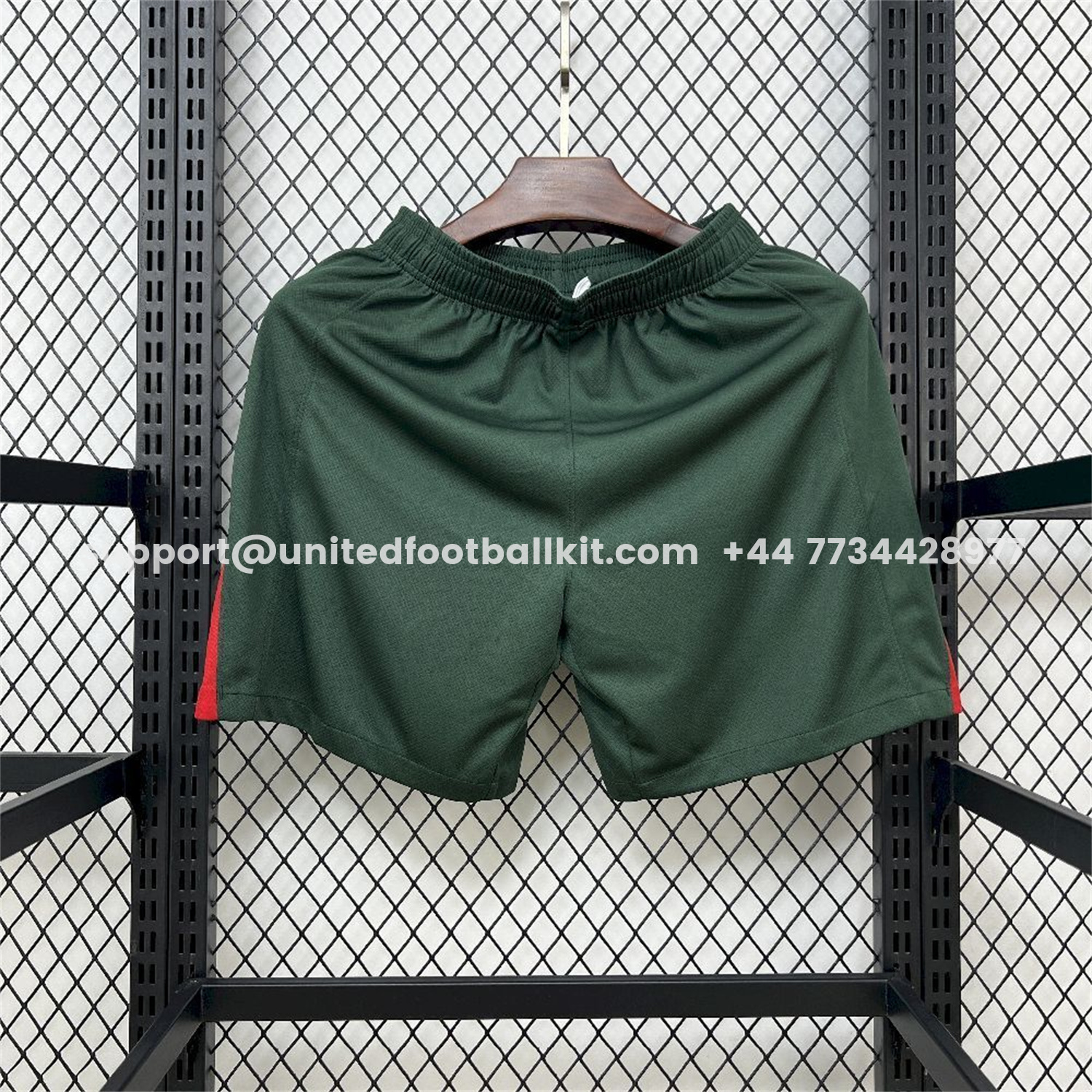 Unitedfootballkit.com | C.H.E.L.S.E.A 25-26 Away Green Shorts - Fans Version -Customize Name, Number and Patch | Worldwide Shipping