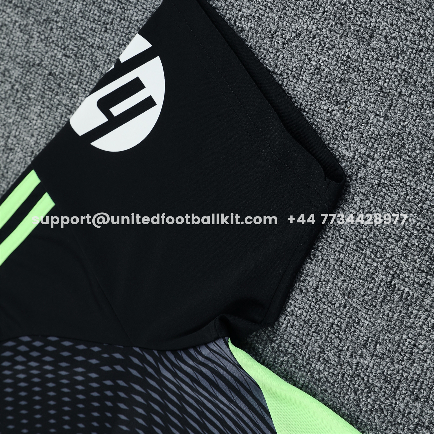 Unitedfootballkit.com | Real Madrid 25-26 Short-Sleeve Training Set - Deep Gray Top & Gray Shorts -Customize Name, Number and Patch | Worldwide Shipping