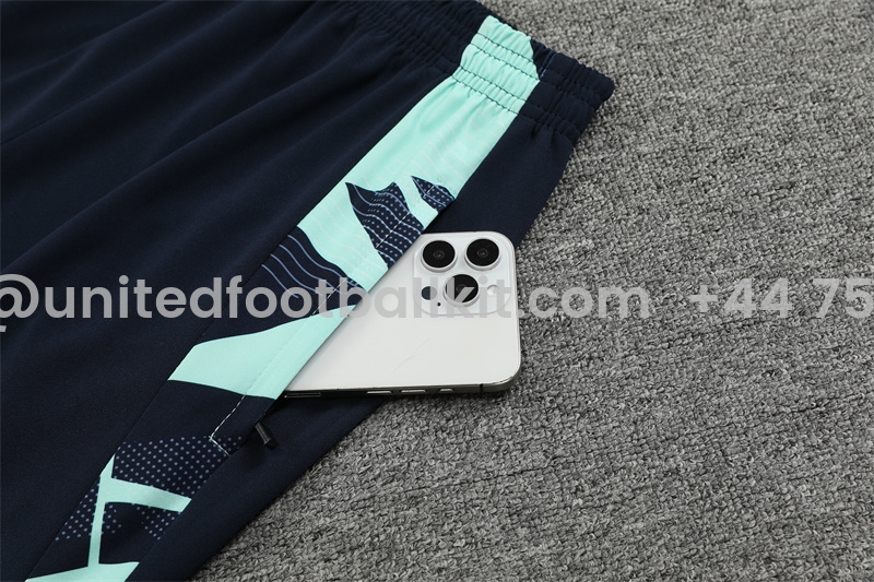 Unitedfootballkit.com | Real Madrid 24-25 Long Sleeve Training Set - Light Green -Customize Name, Number and Patch | Worldwide Shipping