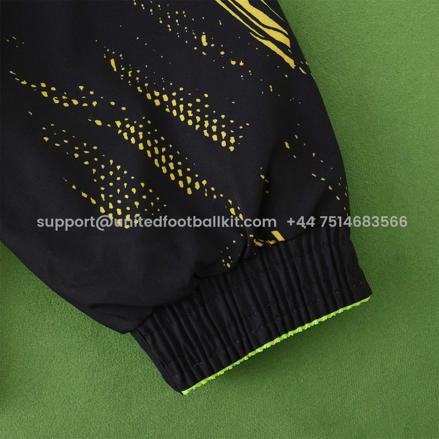 Unitedfootballkit.com | Dortmund 25-26 Double Sided Reversible Windbreaker - Green & Yellow -Customize Name, Number and Patch | Worldwide Shipping