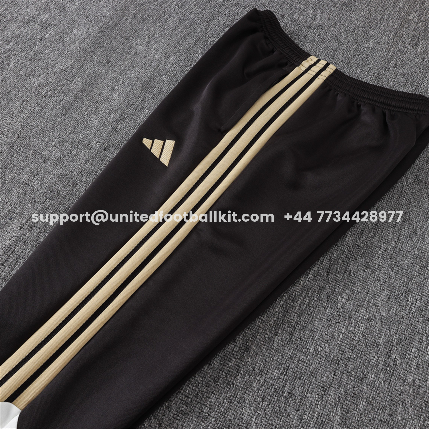 Unitedfootballkit.com | Flamengo 2026 Jacket Training Tracksuit - White Jackets & Black Pants -Customize Name, Number and Patch | Worldwide Shipping