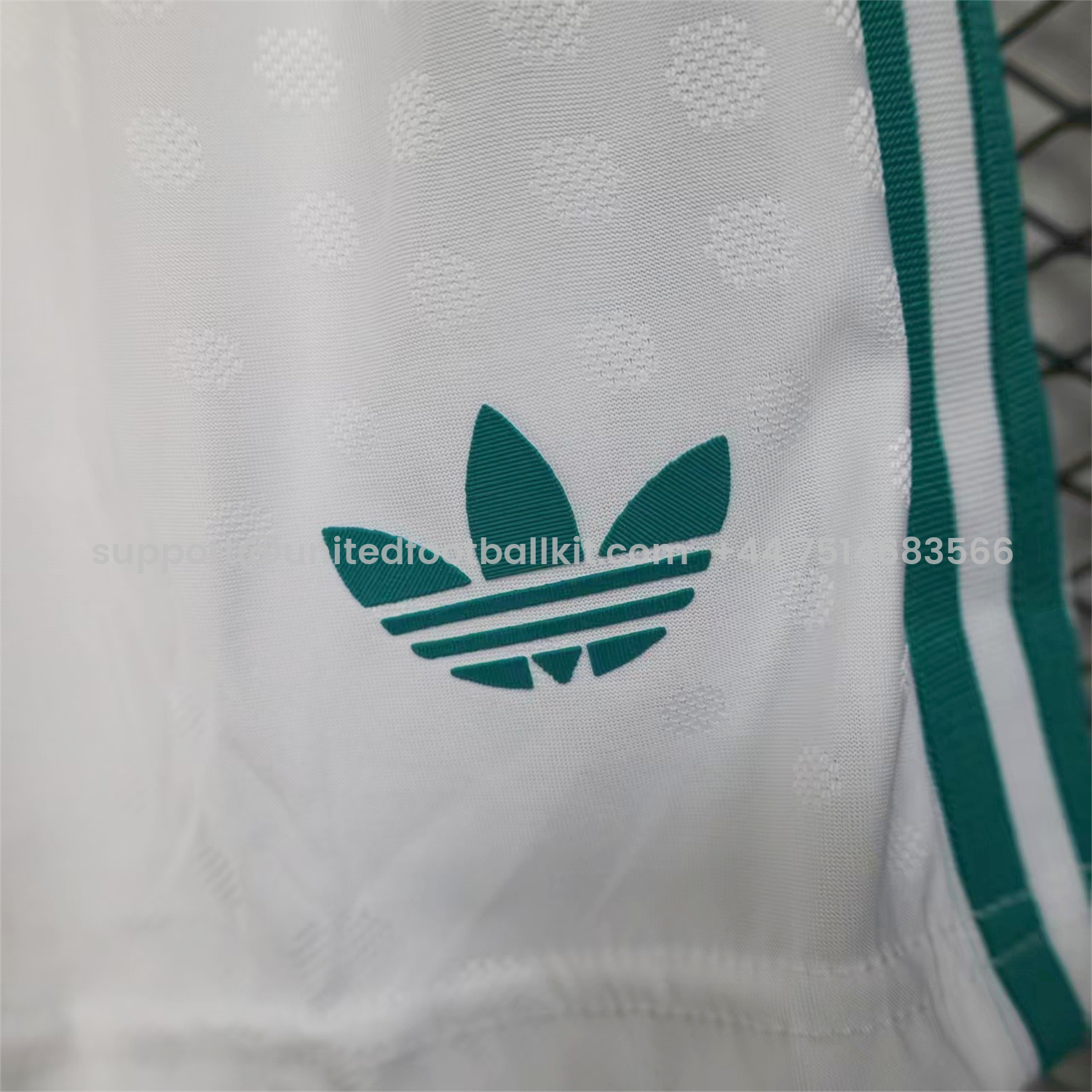 Unitedfootballkit.com | Liver.pool 25-26 Third White Shorts - Player Version -Customize Name, Number and Patch | Worldwide Shipping