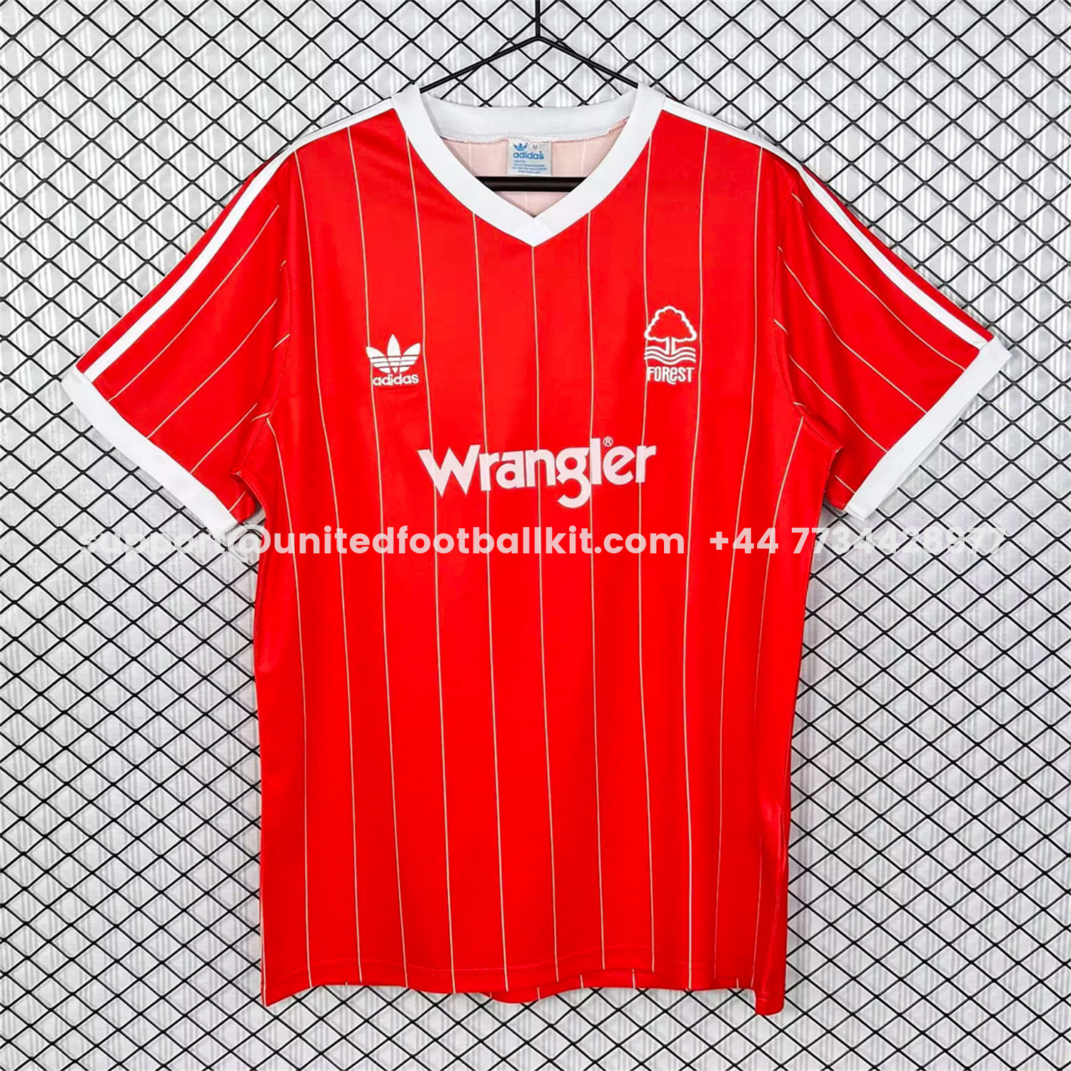 Unitedfootballkit.com | Retro Nottingham Forest 1982-84 Home Jersey -Customize Name, Number and Patch | Worldwide Shipping