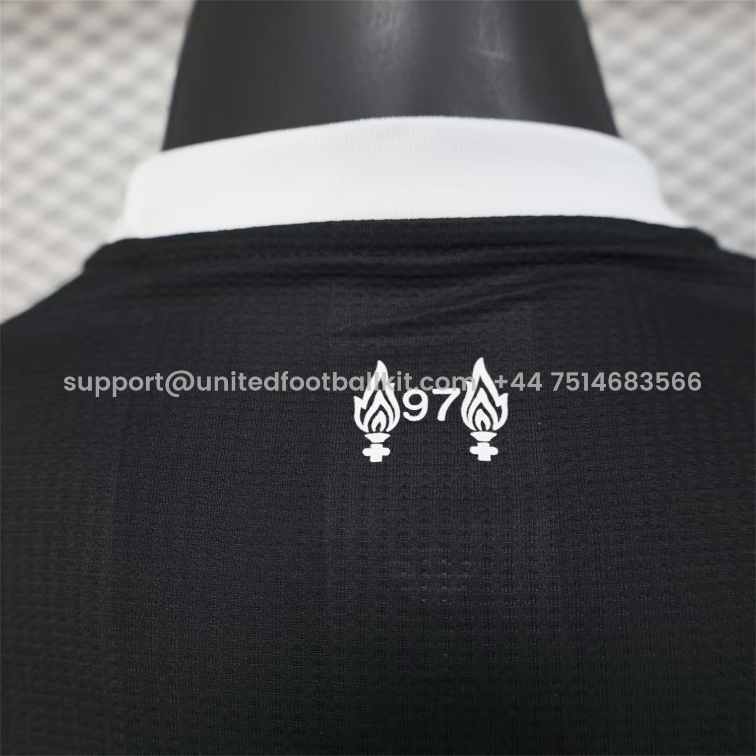 Unitedfootballkit.com | Liver.pool 25-26 Black Trefoil Goalkeeper Jersey - Player Version -Customize Name, Number and Patch | Worldwide Shipping