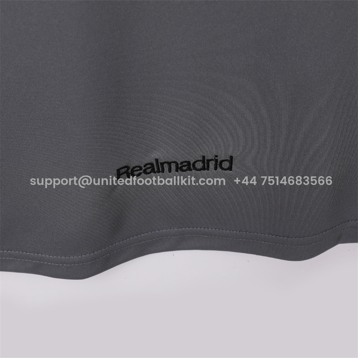 Unitedfootballkit.com | Retro Real Madrid 04-05 Third Grey Jersey -Customize Name, Number and Patch | Worldwide Shipping