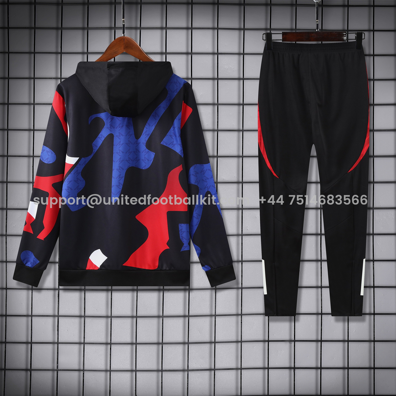 Unitedfootballkit.com | Manchester United 24-25 Pre-Match Traning Hoodie Set - Black Top and Pants -Customize Name, Number and Patch | Worldwide Shipping