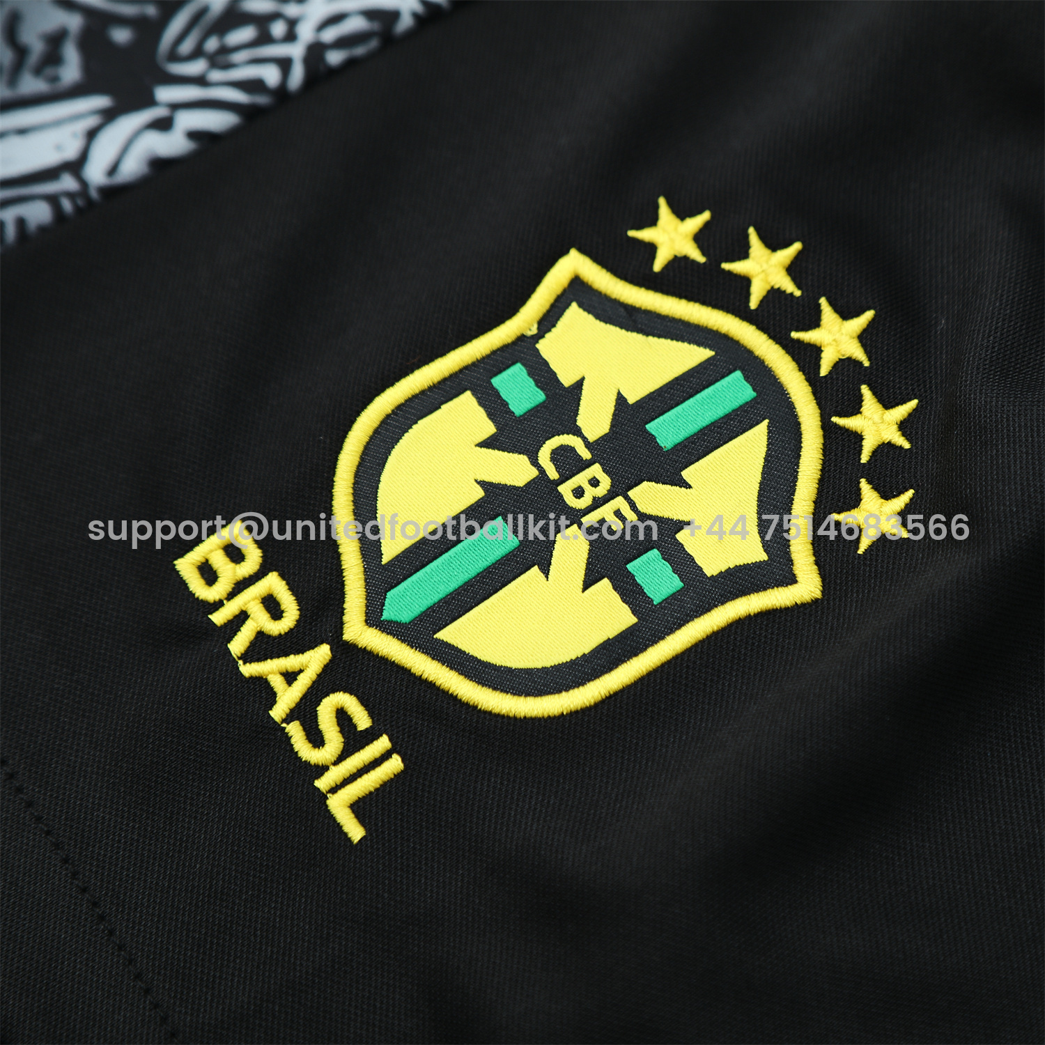 Unitedfootballkit.com | Brazil 25-26 Gray Jesus Statue Short-Sleeve Training Set - Gray Top & Black Shorts -Customize Name, Number and Patch | Worldwide Shipping