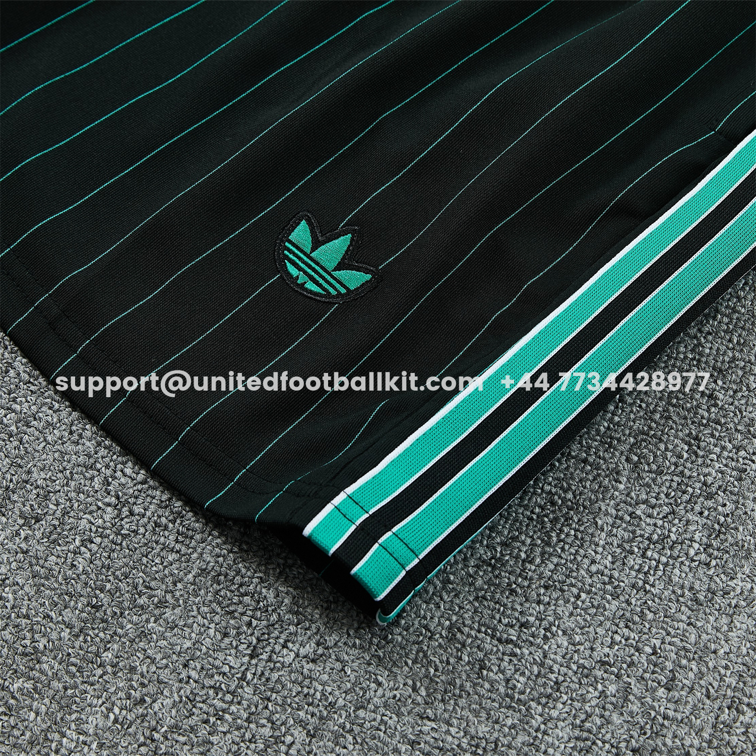 Unitedfootballkit.com | Liver.pool 25-26 Retro Style Vest Training Set - Black With Turquoise Stripes Top & Pants -Customize Name, Number and Patch | Worldwide Shipping