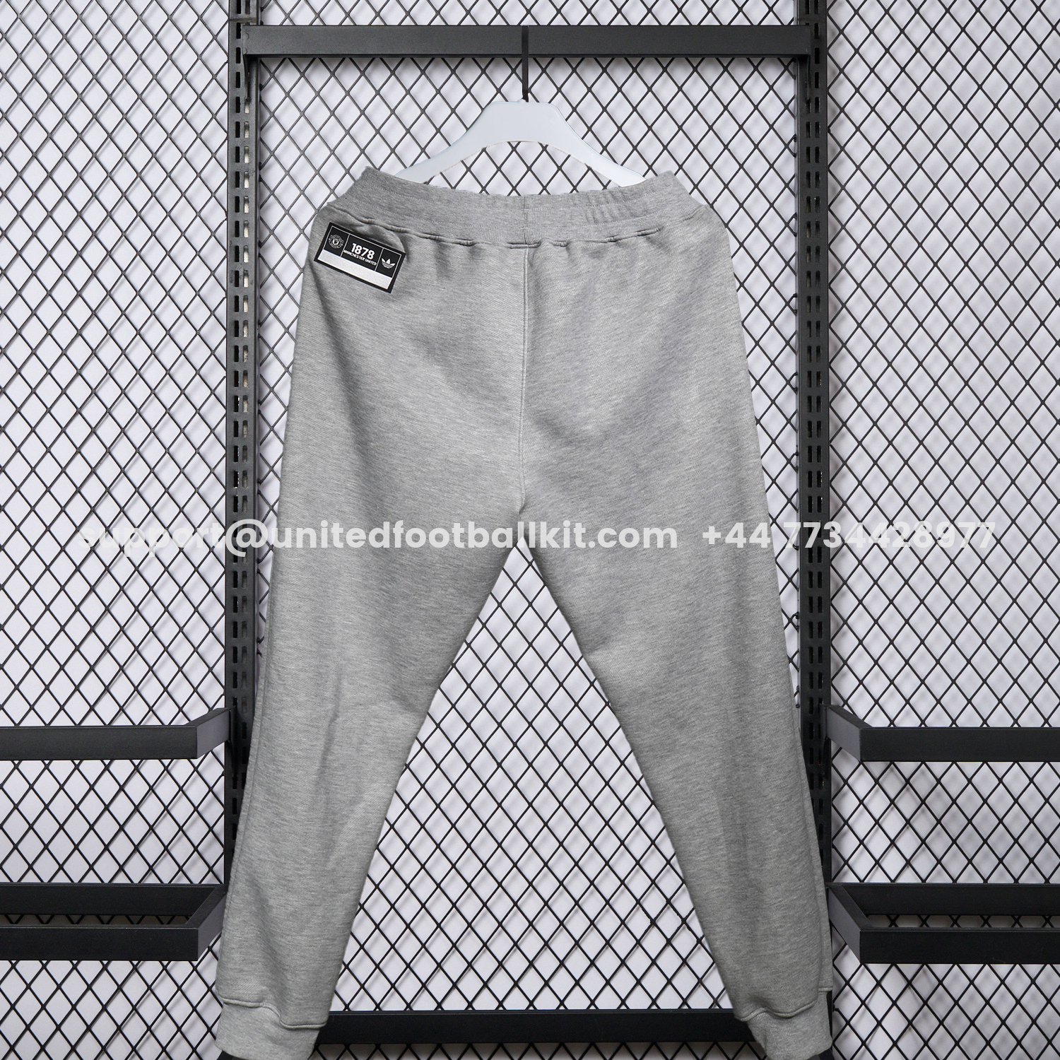 Unitedfootballkit.com | Manchester United 25-26 Pure Color Training Set - Grey Top and Grey Pants -Customize Name, Number and Patch | Worldwide Shipping