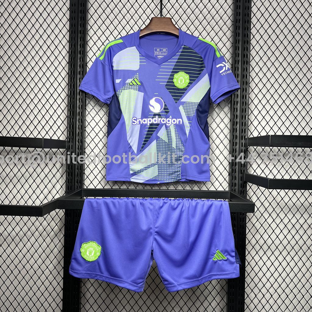 Unitedfootballkit.com | Manchester United 24-25 Purple Goalkeeper Kids Kit -Customize Name, Number and Patch | Worldwide Shipping