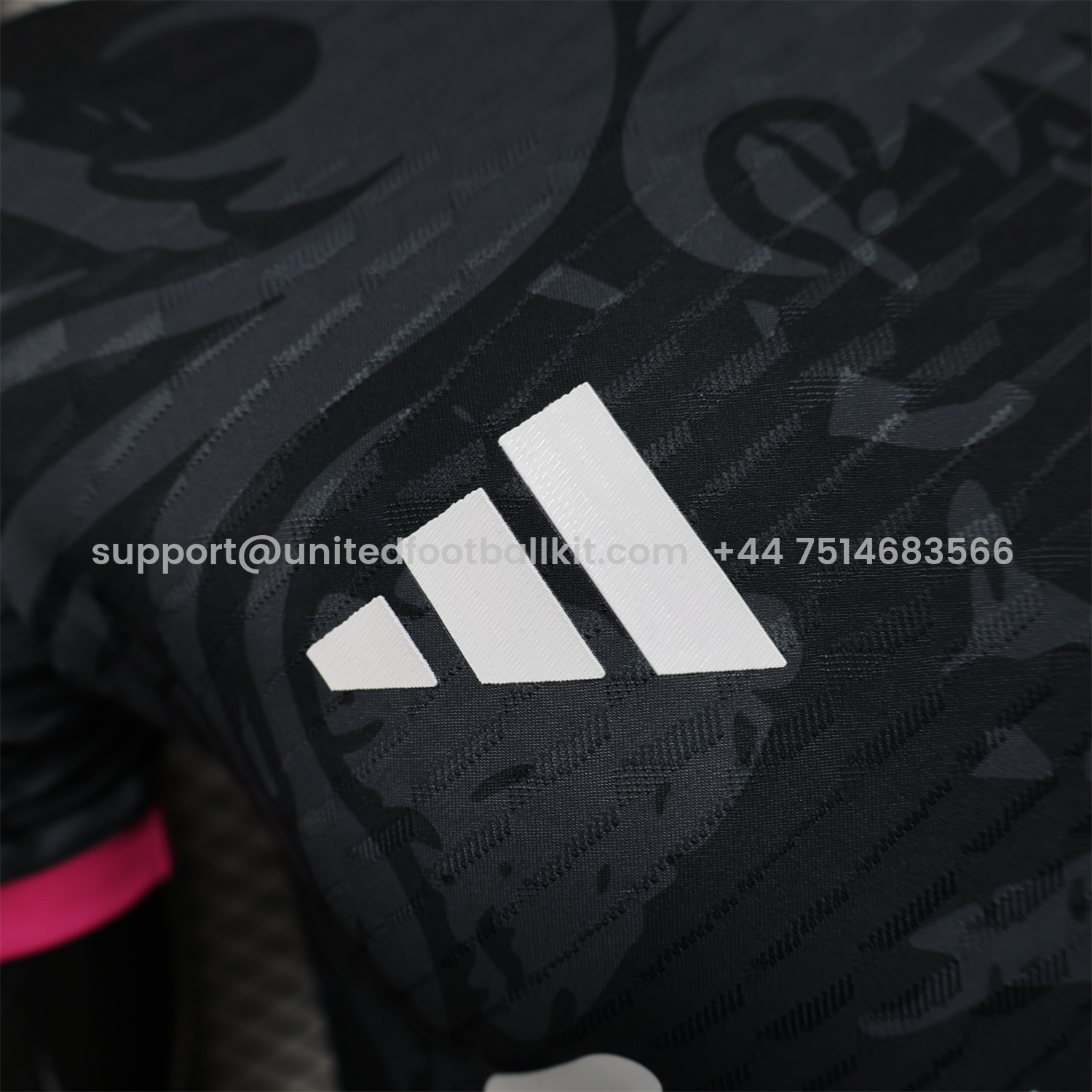 Unitedfootballkit.com | Liver.pool 25-26 Red White Liver.pool Bird Black Special Jersey - Player Version -Customize Name, Number and Patch | Worldwide Shipping