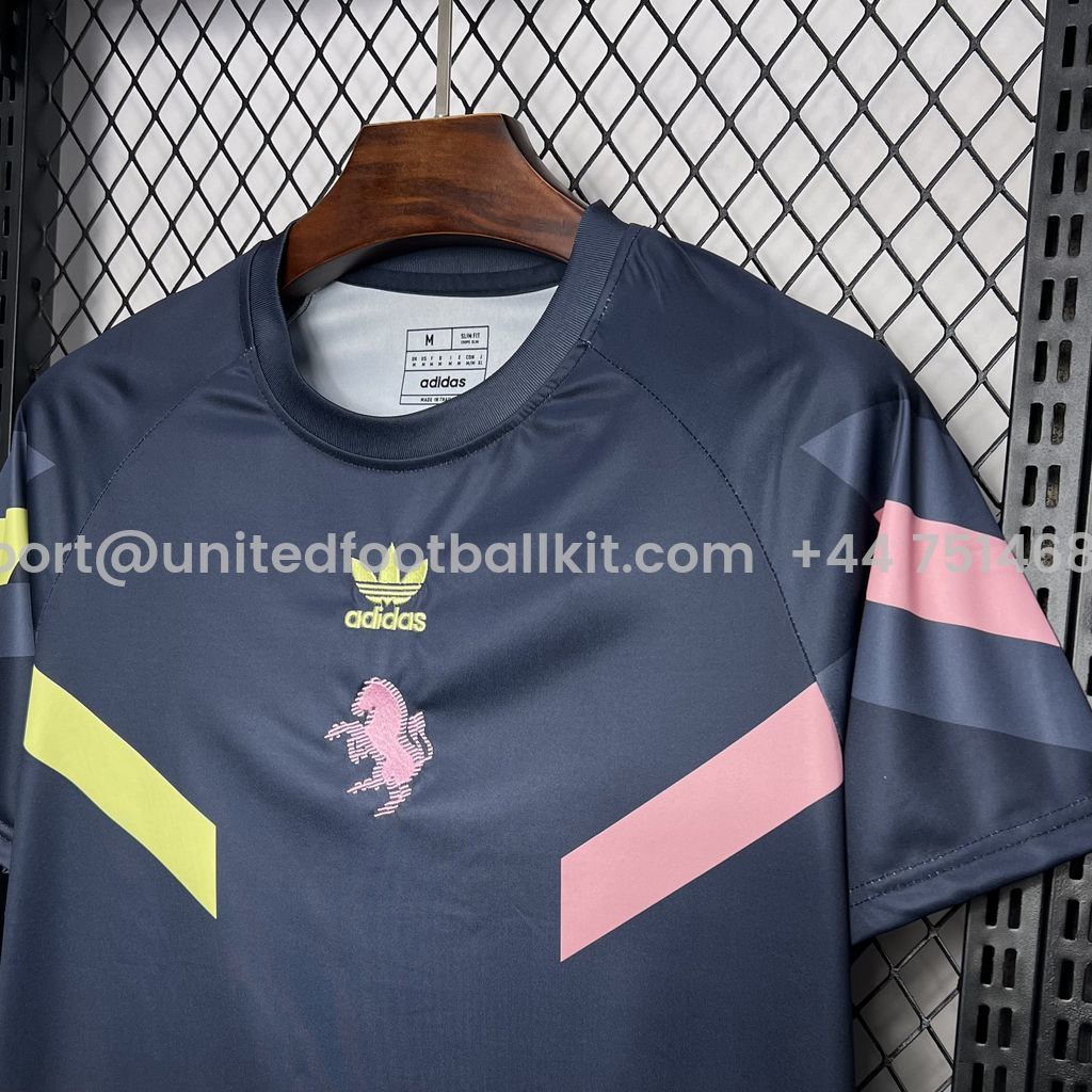 Unitedfootballkit.com | Juventus 24-25 Training Jersey - Fans Version -Customize Name, Number and Patch | Worldwide Shipping