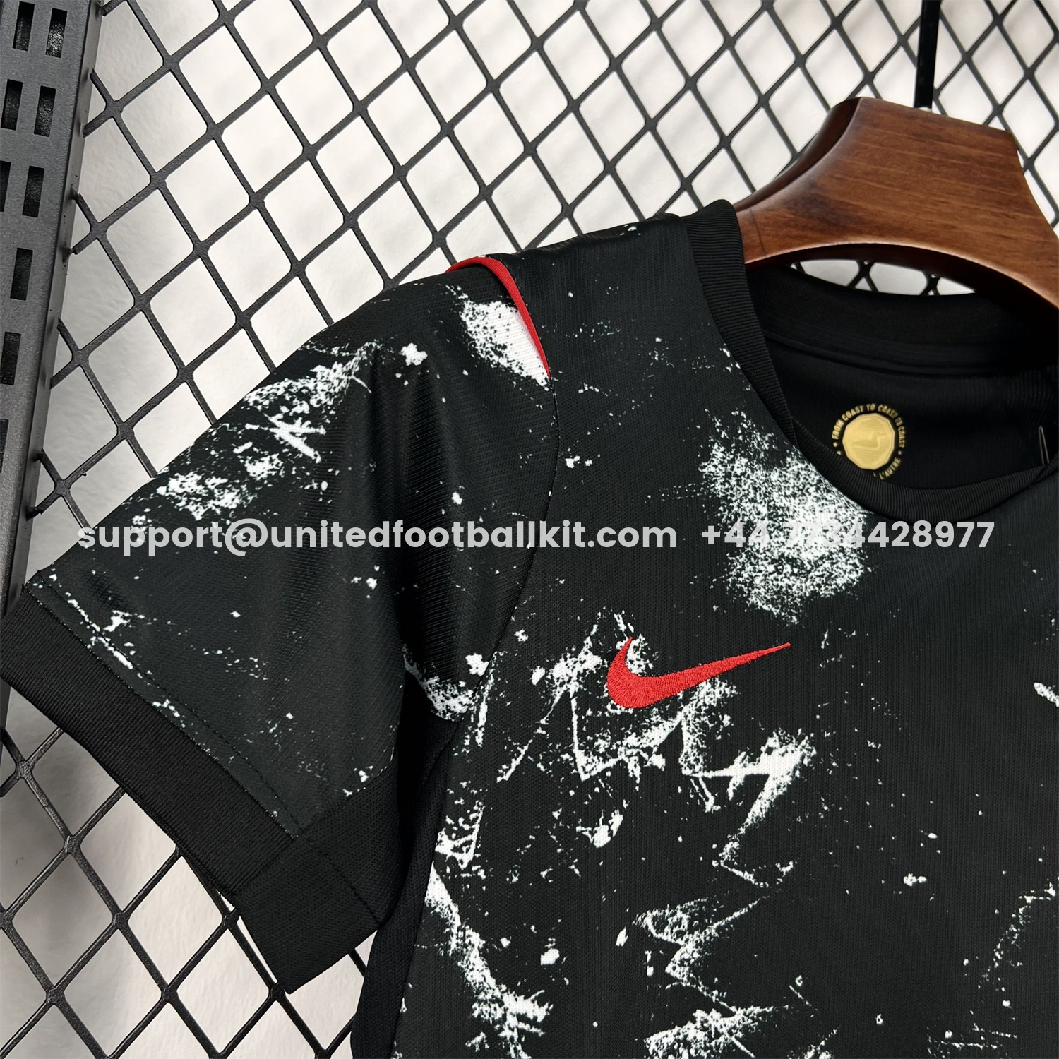 Unitedfootballkit.com | Canada 2026 Away Kids Kit -Customize Name, Number and Patch | Worldwide Shipping