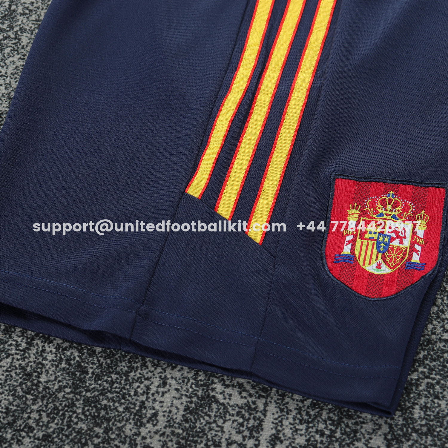 Unitedfootballkit.com | Retro Spain 1996 Away Kids Kit -Customize Name, Number and Patch | Worldwide Shipping