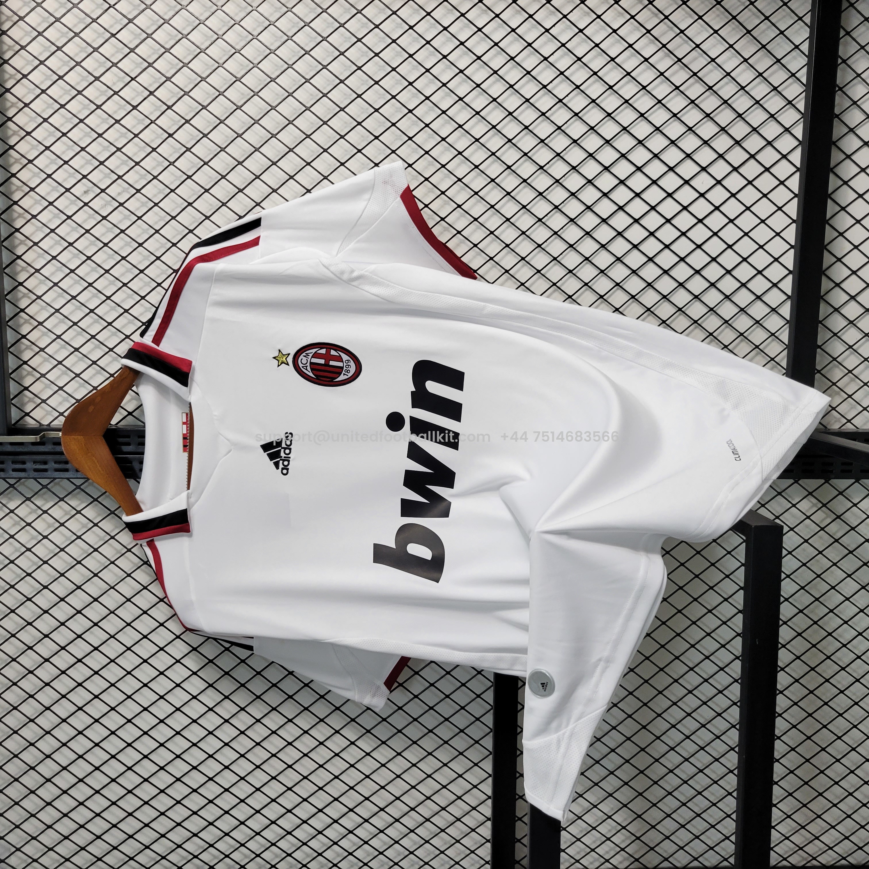 Unitedfootballkit.com | Retro AC Milan 2009-10 Away Stadium Jersey -Customize Name, Number and Patch | Worldwide Shipping
