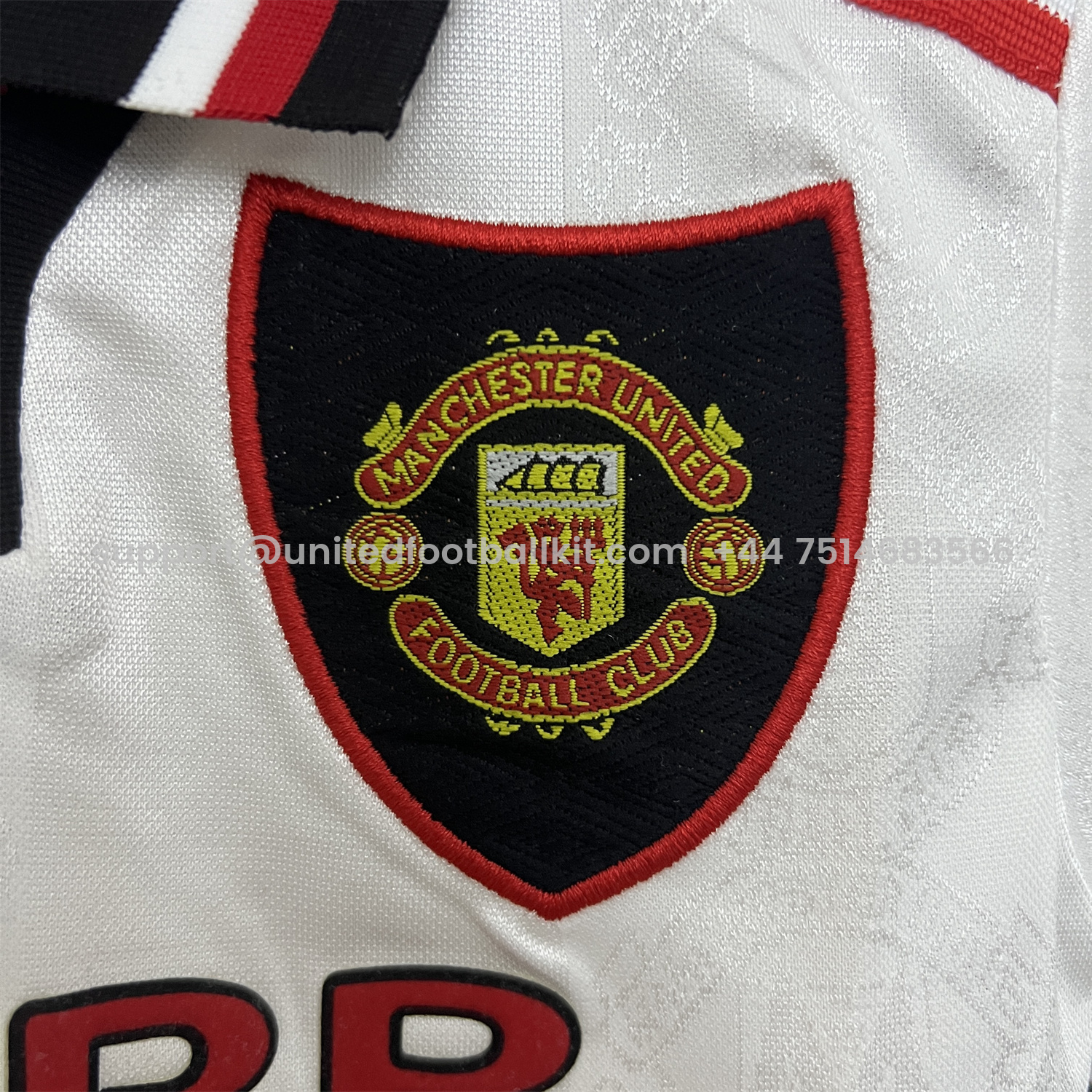 Unitedfootballkit.com | Retro Manchester United 1997-98 Away Kids Kit -Customize Name, Number and Patch | Worldwide Shipping