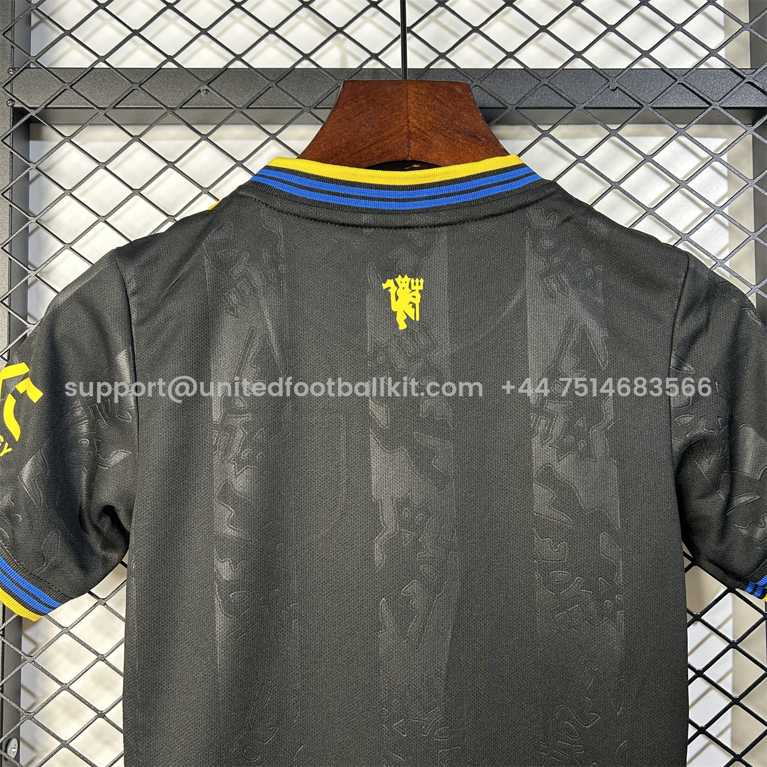 Unitedfootballkit.com | Manchester United 25-26 Third Black Kids Kit -Customize Name, Number and Patch | Worldwide Shipping