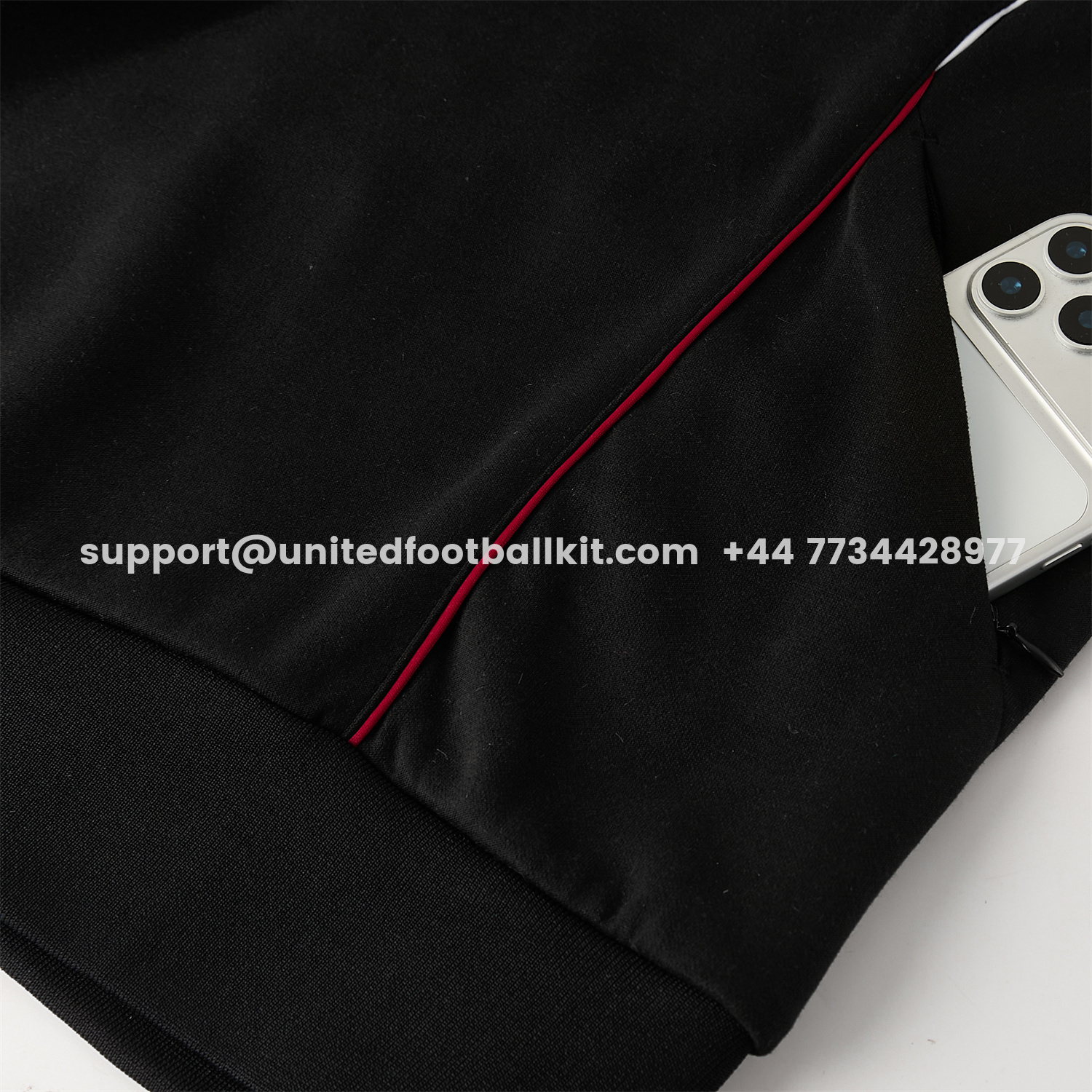 Unitedfootballkit.com | Liver.pool 25-26 Hooded Windbreaker Training Set - Black Top & Black Pants -Customize Name, Number and Patch | Worldwide Shipping