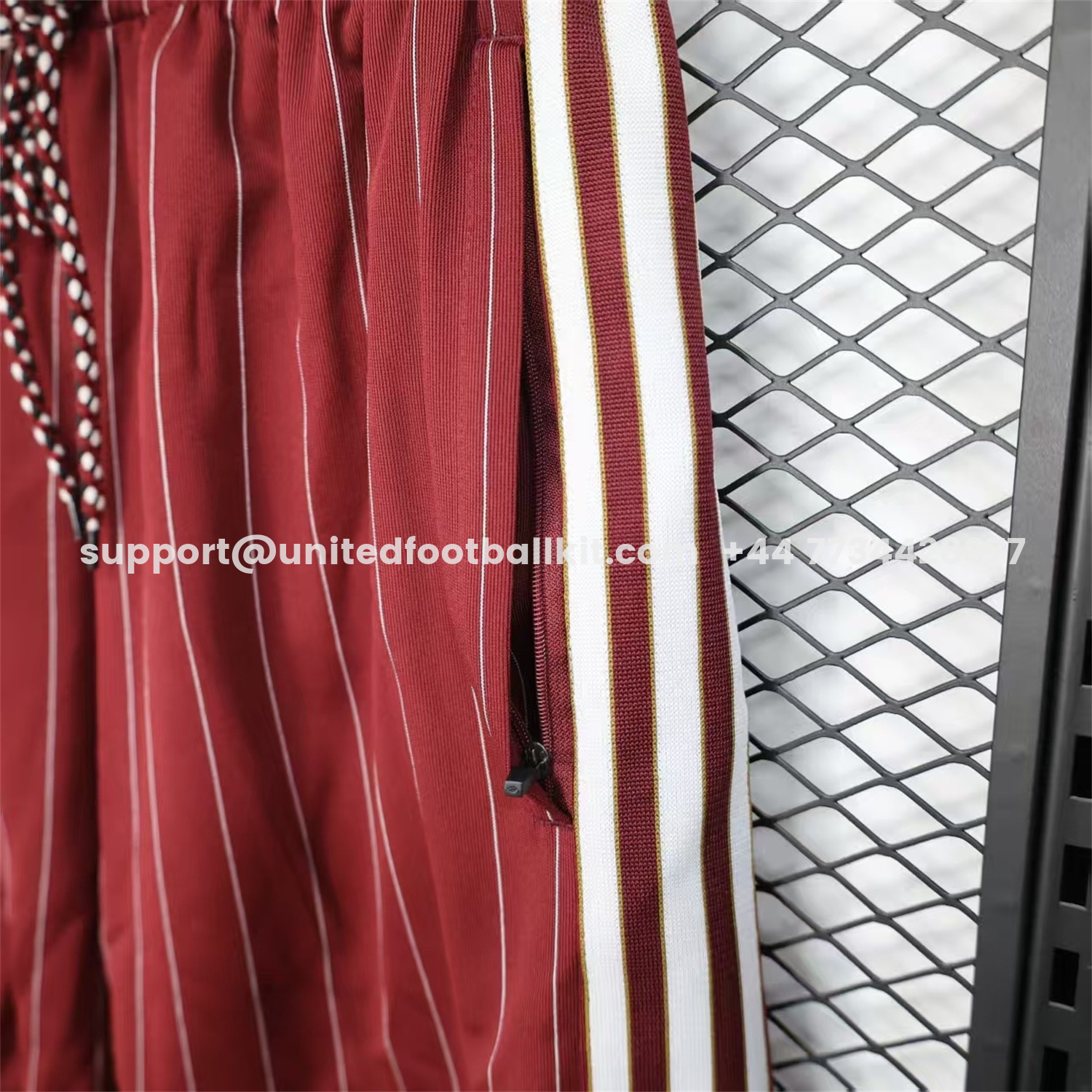 Unitedfootballkit.com | Arsenal 25-26 Trefoil Red Travel Shorts - Player Version -Customize Name, Number and Patch | Worldwide Shipping