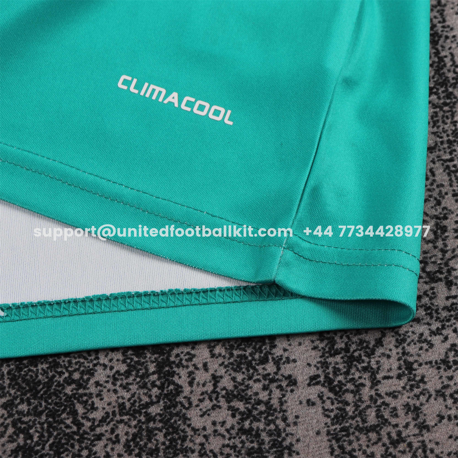 Unitedfootballkit.com | Retro Spain 2010 Green Goalkeeper Kids Kit -Customize Name, Number and Patch | Worldwide Shipping