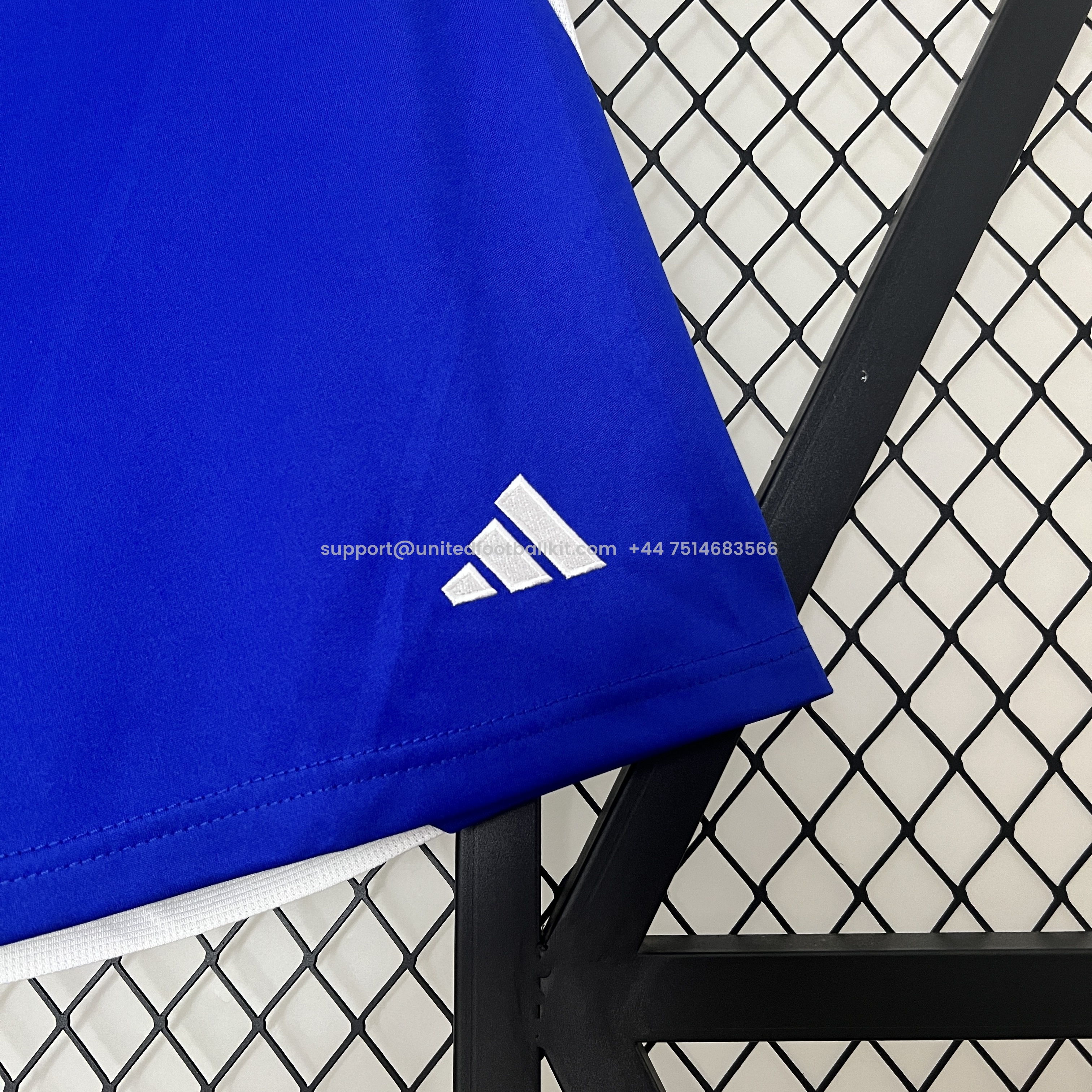 Unitedfootballkit.com | Chile 2024 Home Shorts - Fans Version -Customize Name, Number and Patch | Worldwide Shipping