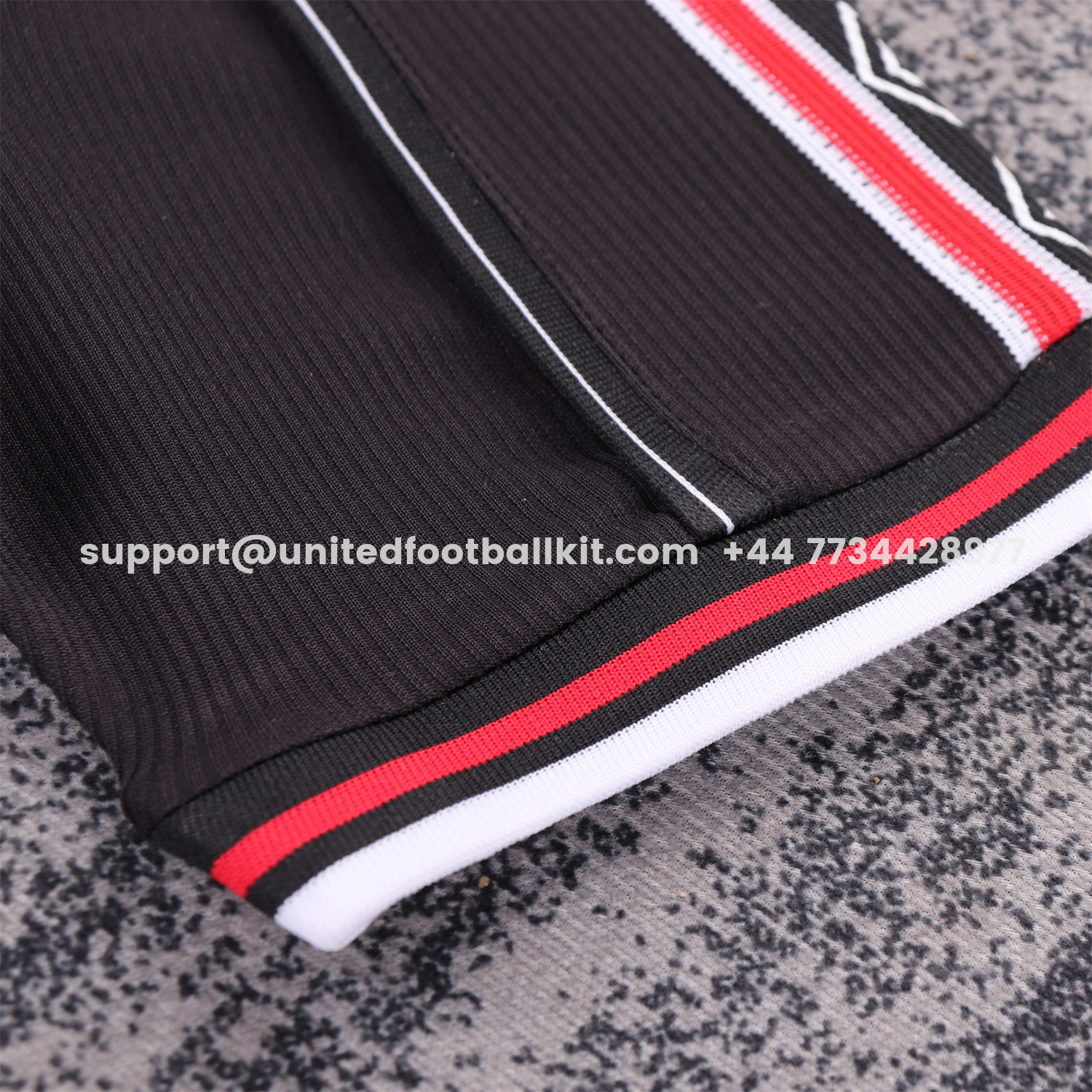 Unitedfootballkit.com | Retro Manchester United 1998-99 Away Kids Kit -Customize Name, Number and Patch | Worldwide Shipping