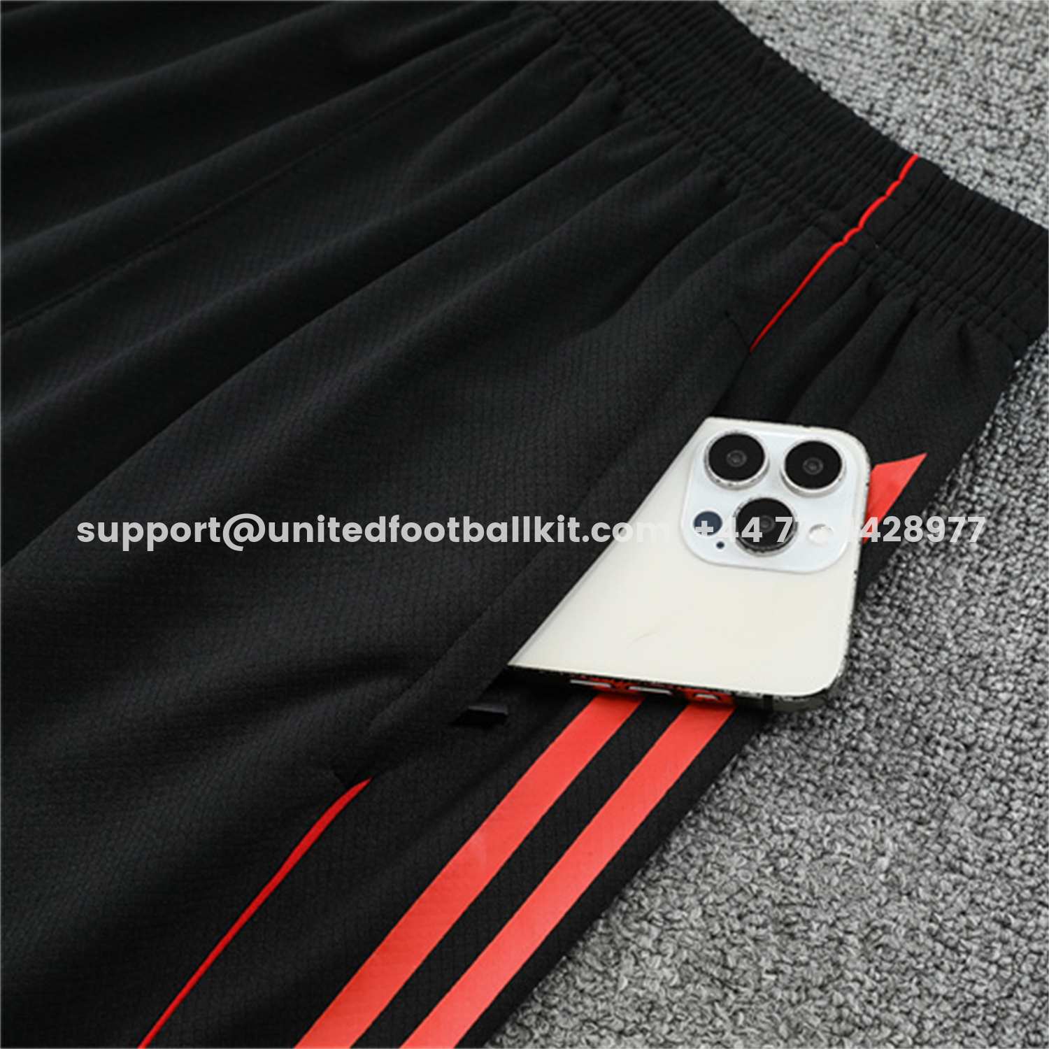 Unitedfootballkit.com | Manchester United 25-26 Short-Sleeve Training Set - Red Camouflage Top & Black Shorts -Customize Name, Number and Patch | Worldwide Shipping