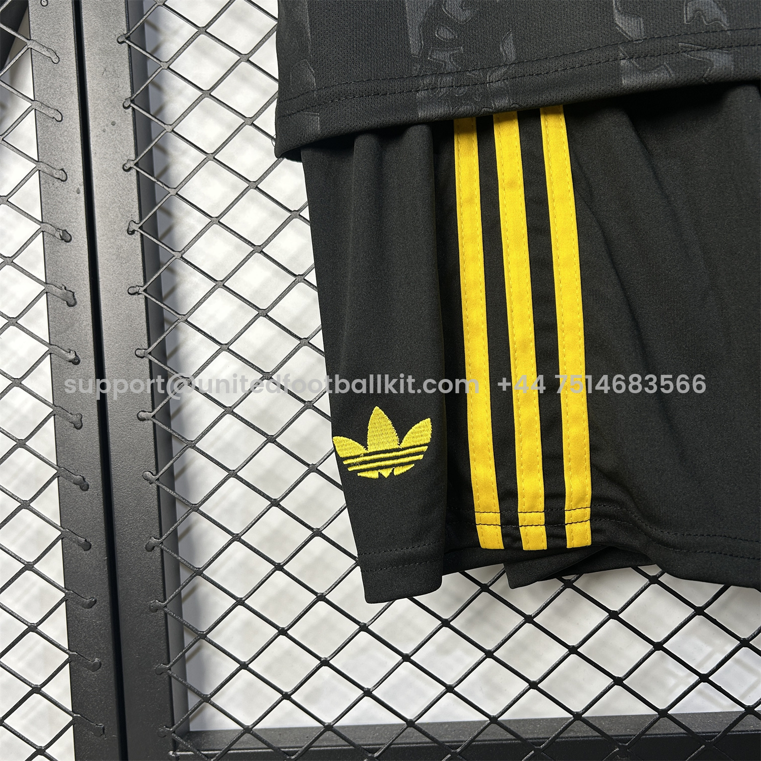 Unitedfootballkit.com | Manchester United 25-26 Third Black Kids Kit -Customize Name, Number and Patch | Worldwide Shipping