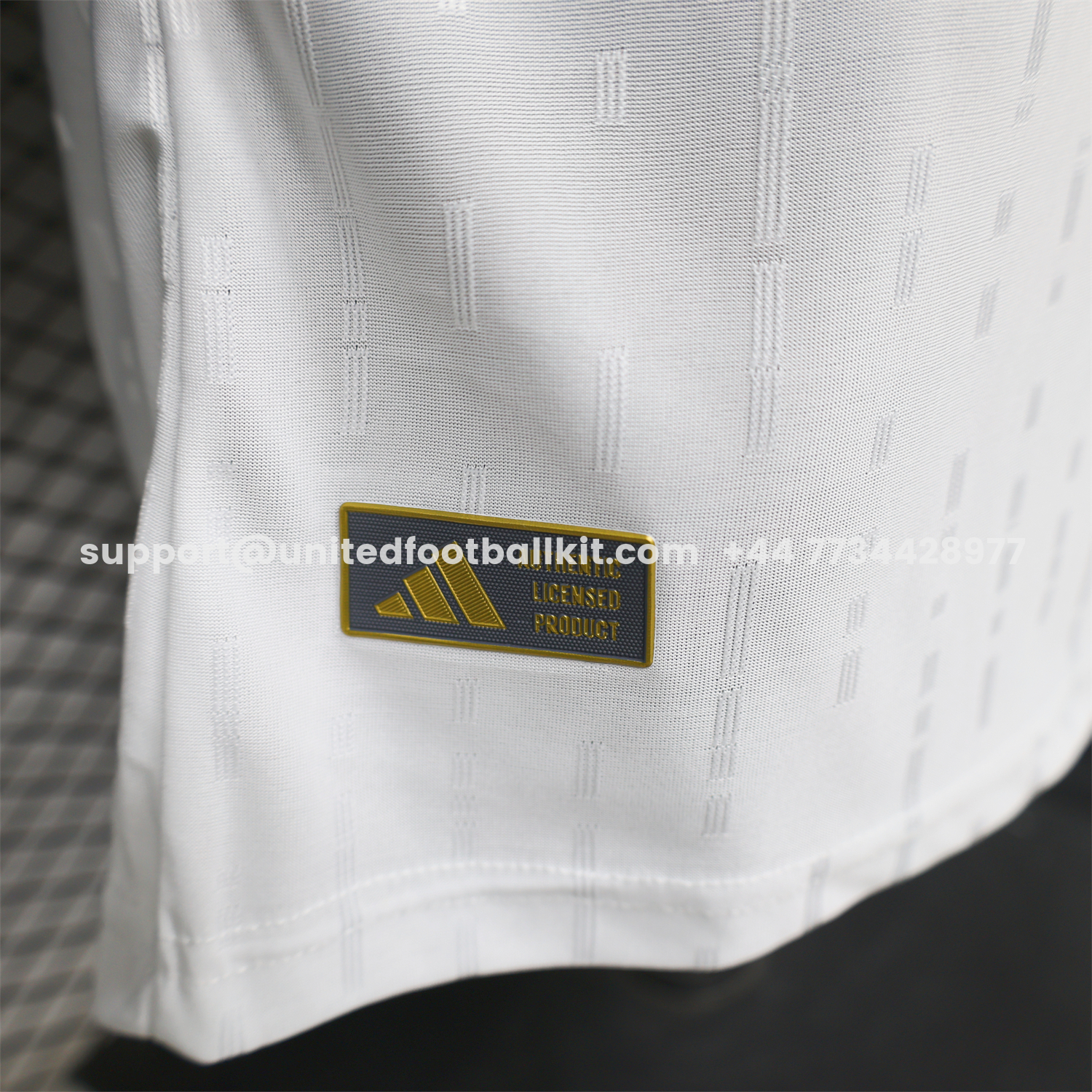 Unitedfootballkit.com | Manchester United 26-27 Snapdragon White Special Jersey - Player Version -Customize Name, Number and Patch | Worldwide Shipping