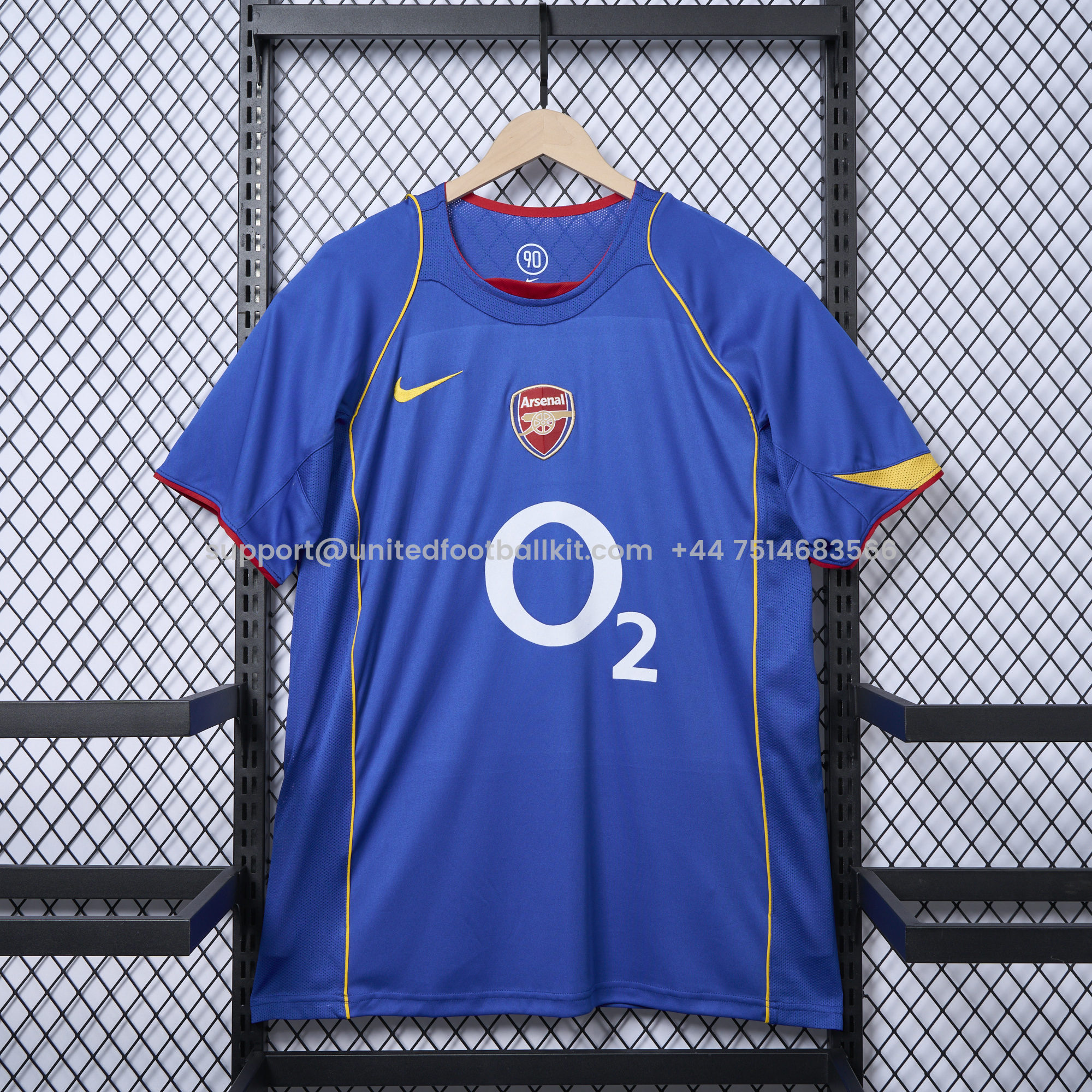Unitedfootballkit.com | Retro Arsenal 2004-05 Away Stadium Jersey -Customize Name, Number and Patch | Worldwide Shipping