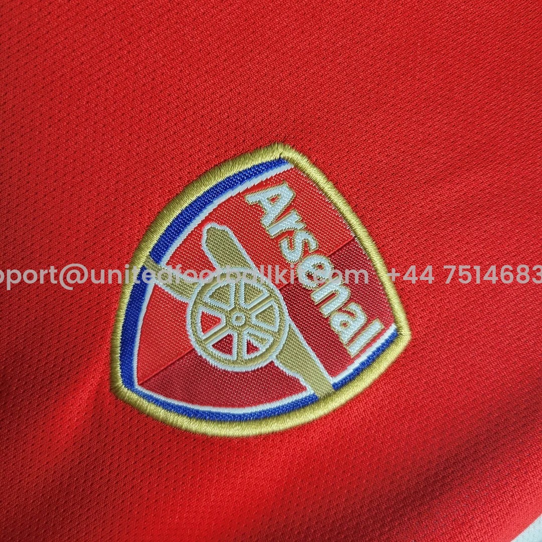 Unitedfootballkit.com | Retro Arsenal 2002-04 Home Stadium Kids Kit -Customize Name, Number and Patch | Worldwide Shipping
