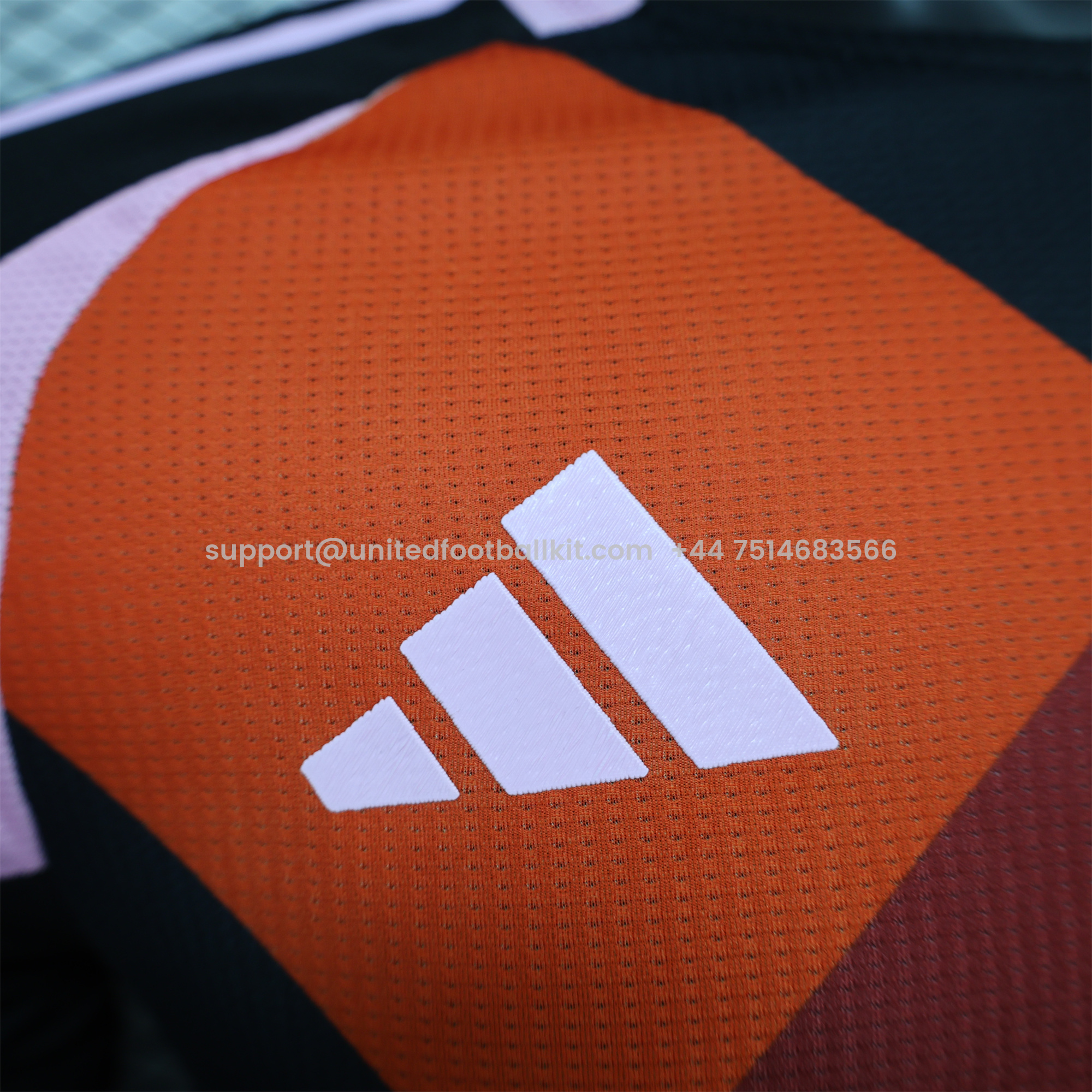 Unitedfootballkit.com | Bayern Munich 24-25 LeGer Special Pink October Jersey - Player Version -Customize Name, Number and Patch | Worldwide Shipping