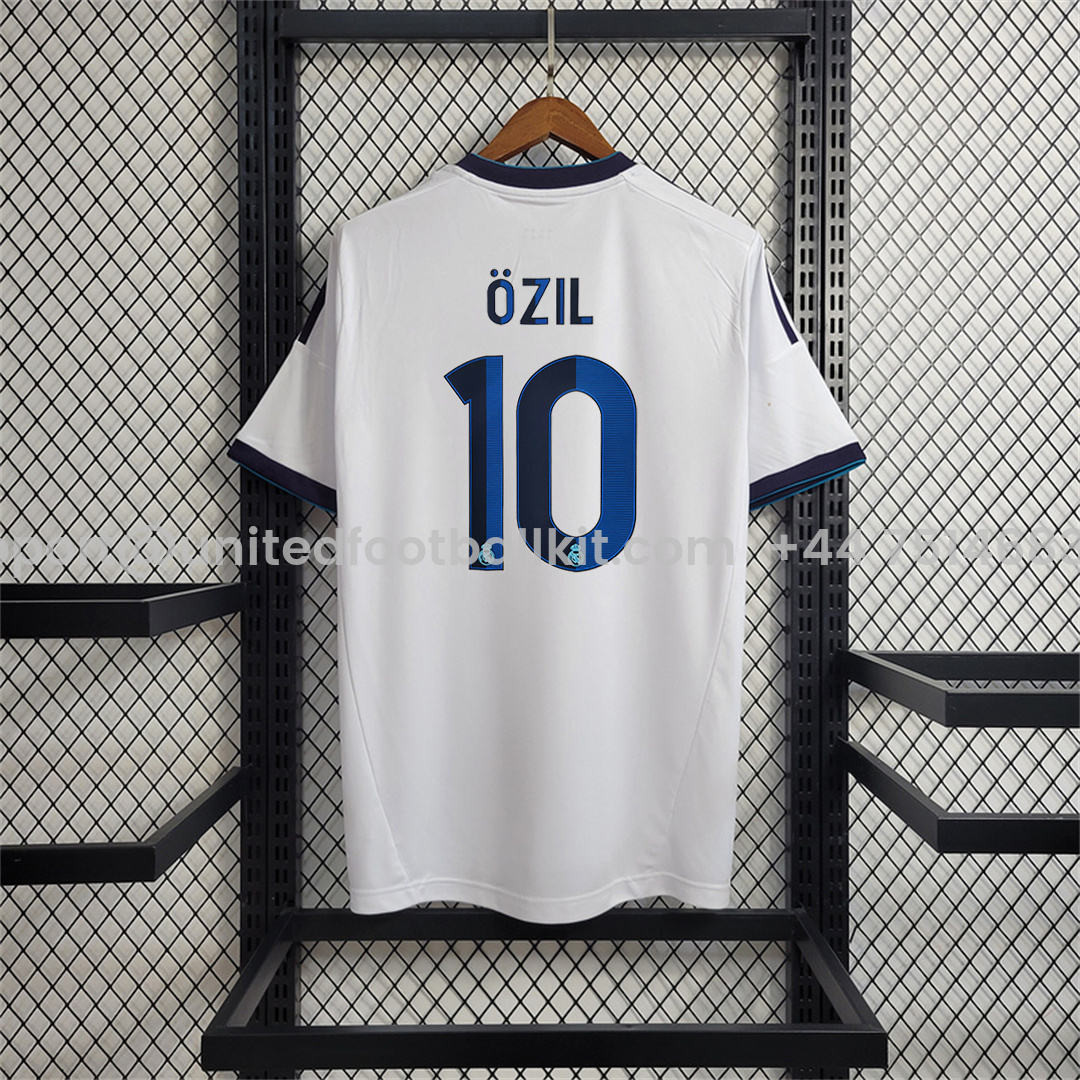 Unitedfootballkit.com | Retro Real Madrid 12-13 Home Stadium Jersey -Customize Name, Number and Patch | Worldwide Shipping
