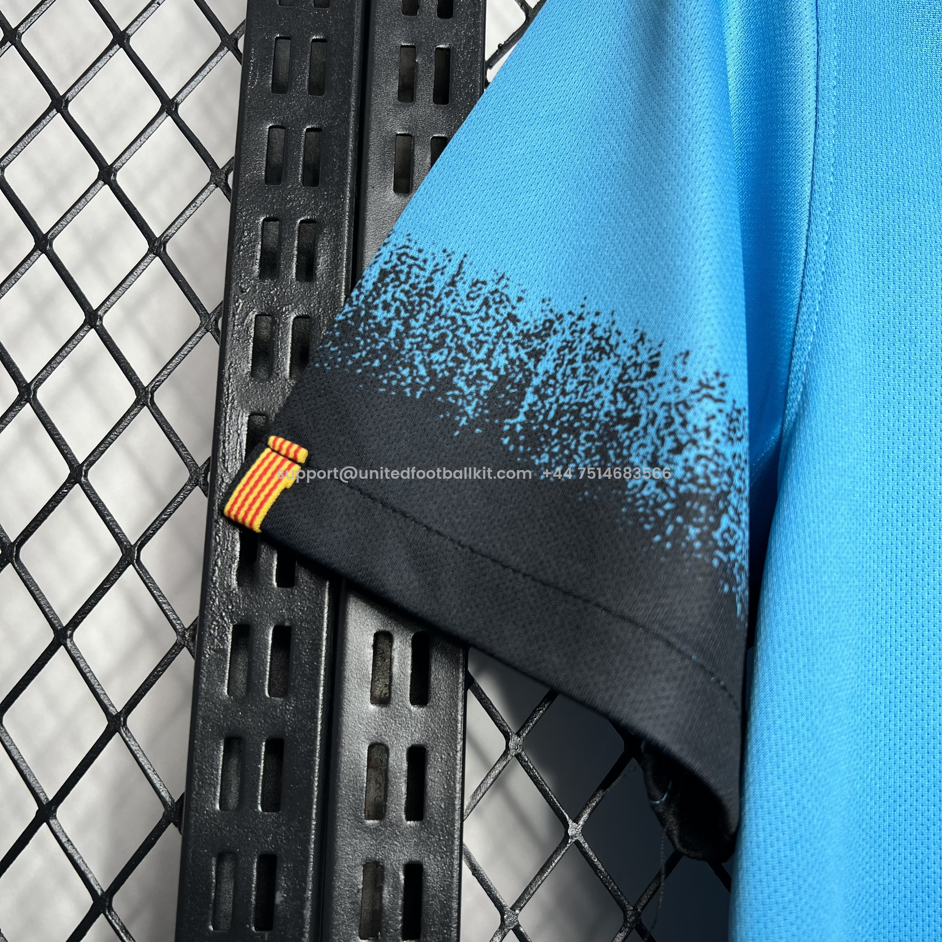 Unitedfootballkit.com | Retro Barcelona 15-16 Third Jersey -Customize Name, Number and Patch | Worldwide Shipping