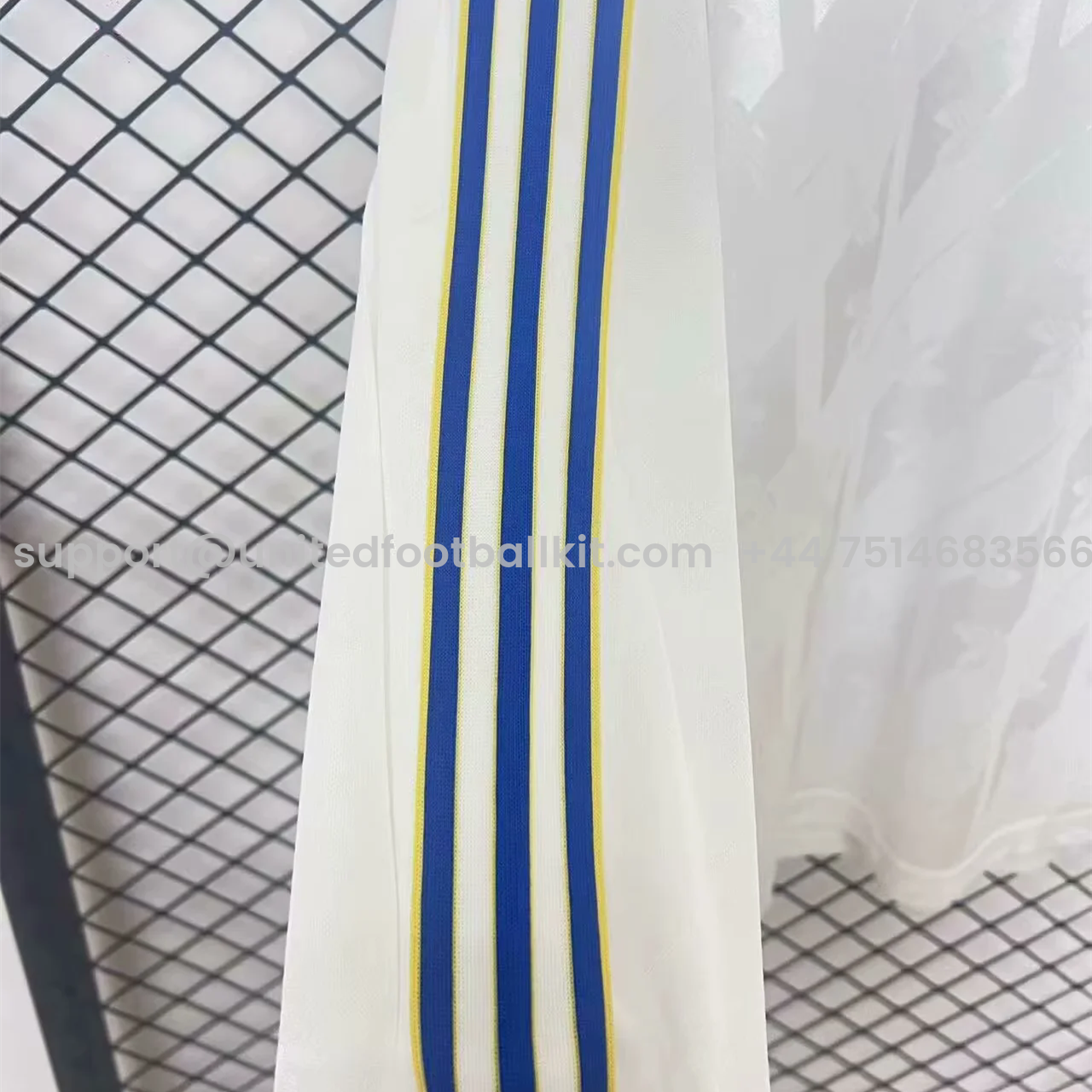 Unitedfootballkit.com | Leeds United 24-25 Spezial Collection White Long Sleeve Polo Shirts -Customize Name, Number and Patch | Worldwide Shipping