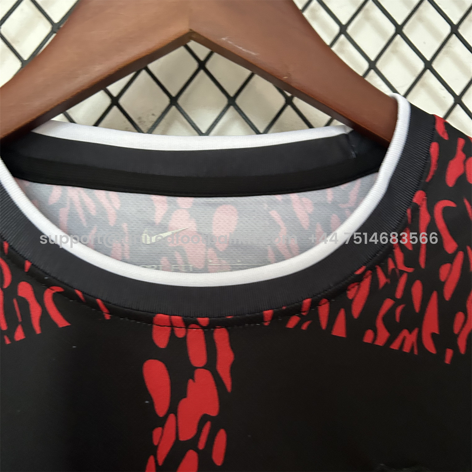 Unitedfootballkit.com | Barcelona 25-26 Red Lion Silhouette Black Jersey - Fans Version -Customize Name, Number and Patch | Worldwide Shipping