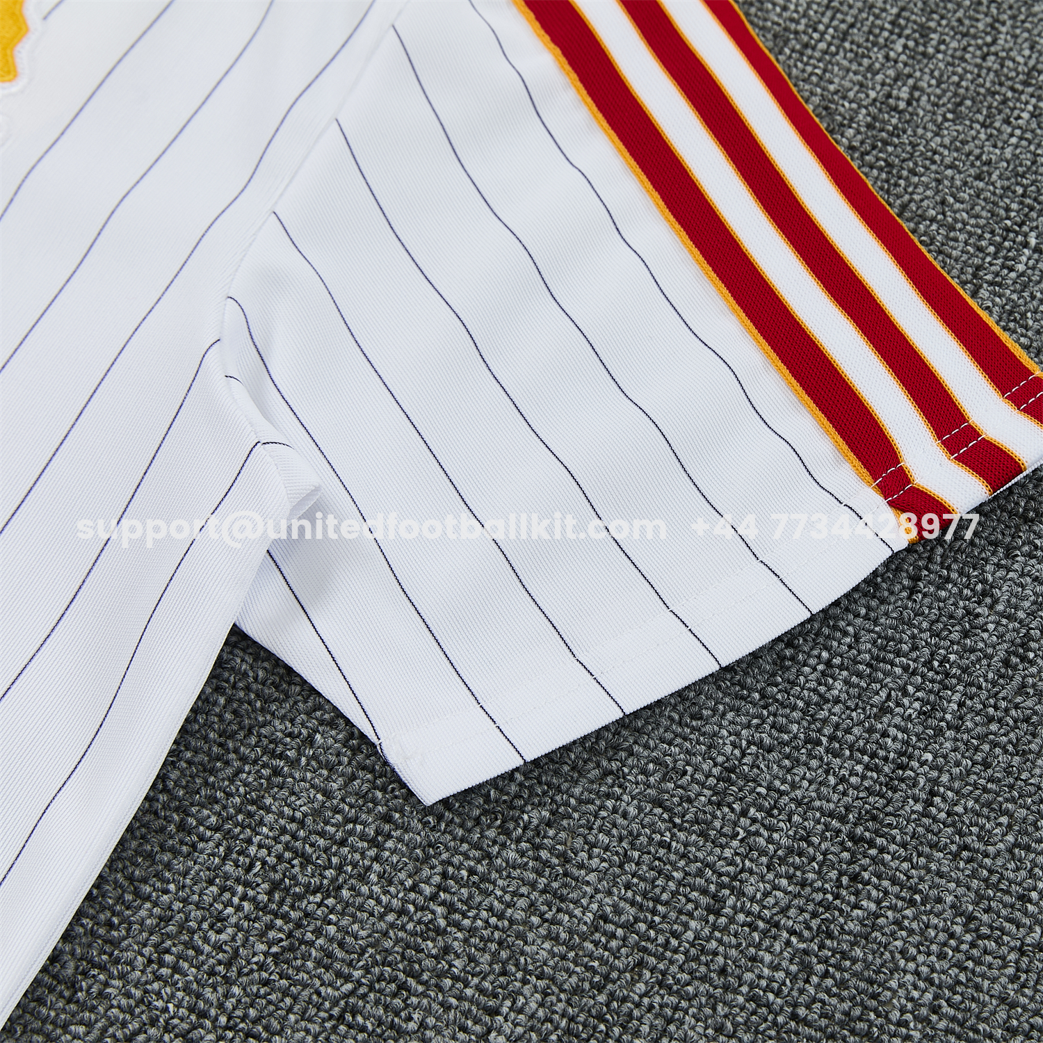 Unitedfootballkit.com | Roma 25-26 Retro Style Short-Sleeve Training Set - White Top & White Pants -Customize Name, Number and Patch | Worldwide Shipping