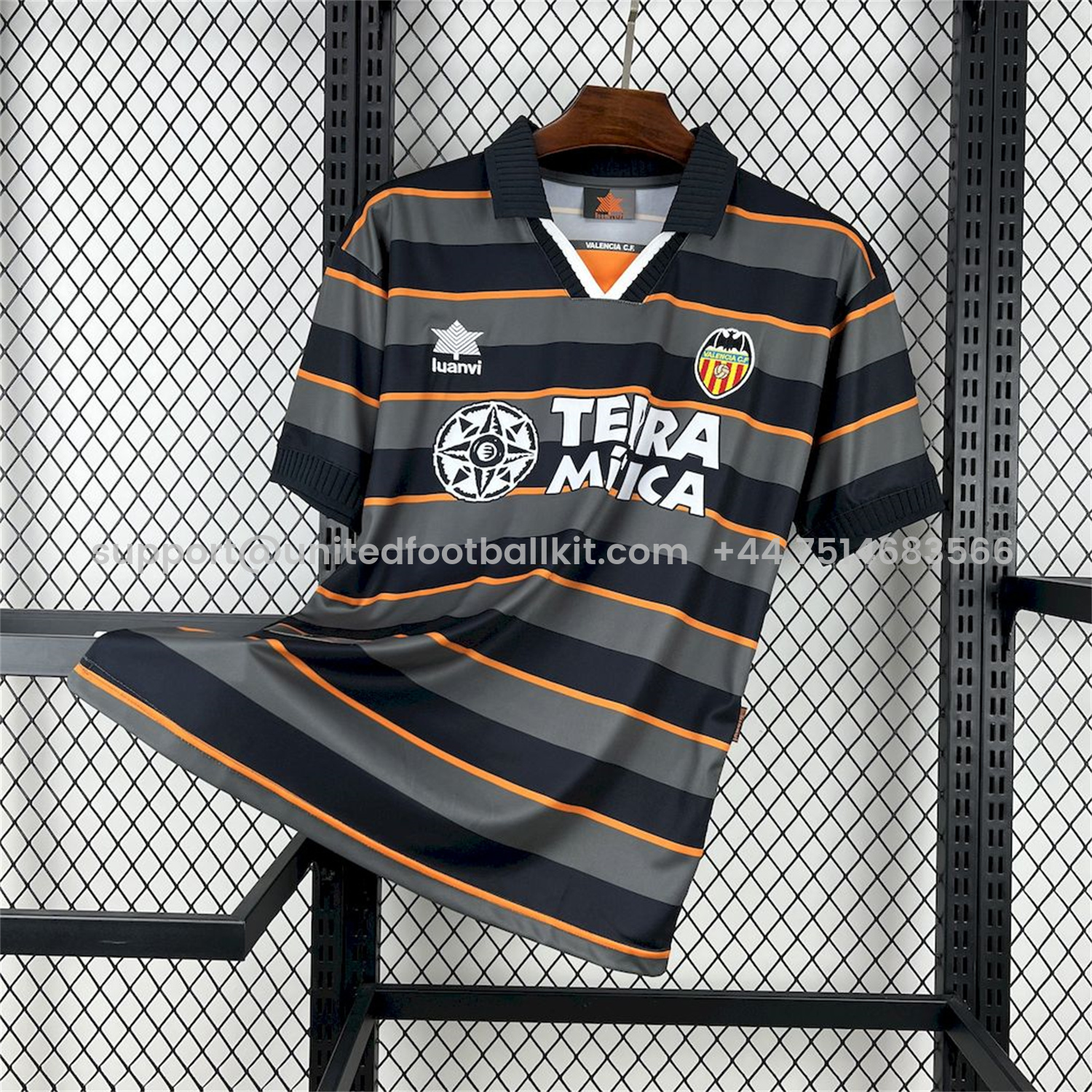 Unitedfootballkit.com | Retro Valencia 1999-00 Third Jersey -Customize Name, Number and Patch | Worldwide Shipping