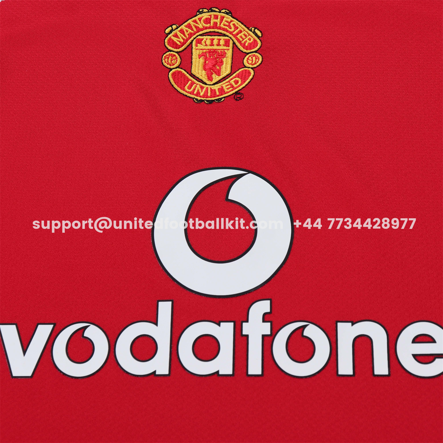 Unitedfootballkit.com | Retro Manchester United 2005-06 Home Kids Kit -Customize Name, Number and Patch | Worldwide Shipping
