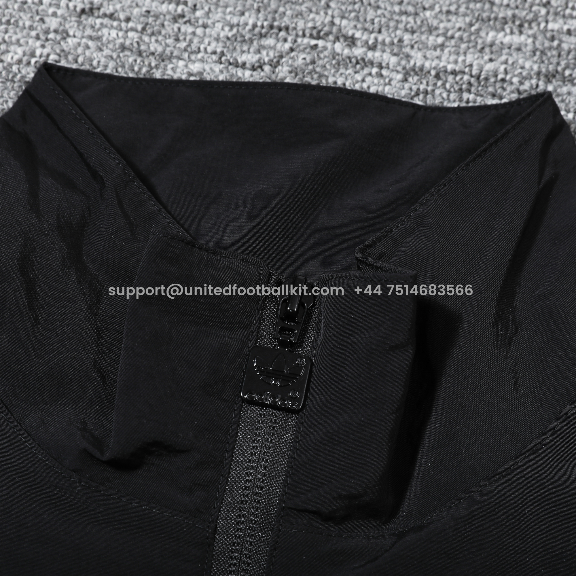 Unitedfootballkit.com | Manchester United 24-25 Black Throwback Windbreaker Suit - Jackets & Pants -Customize Name, Number and Patch | Worldwide Shipping