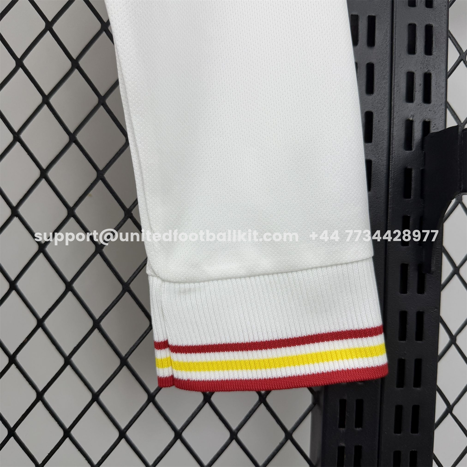 Unitedfootballkit.com | Retro Spain 1996 Away Long Sleeves Jersey - Fans Version -Customize Name, Number and Patch | Worldwide Shipping