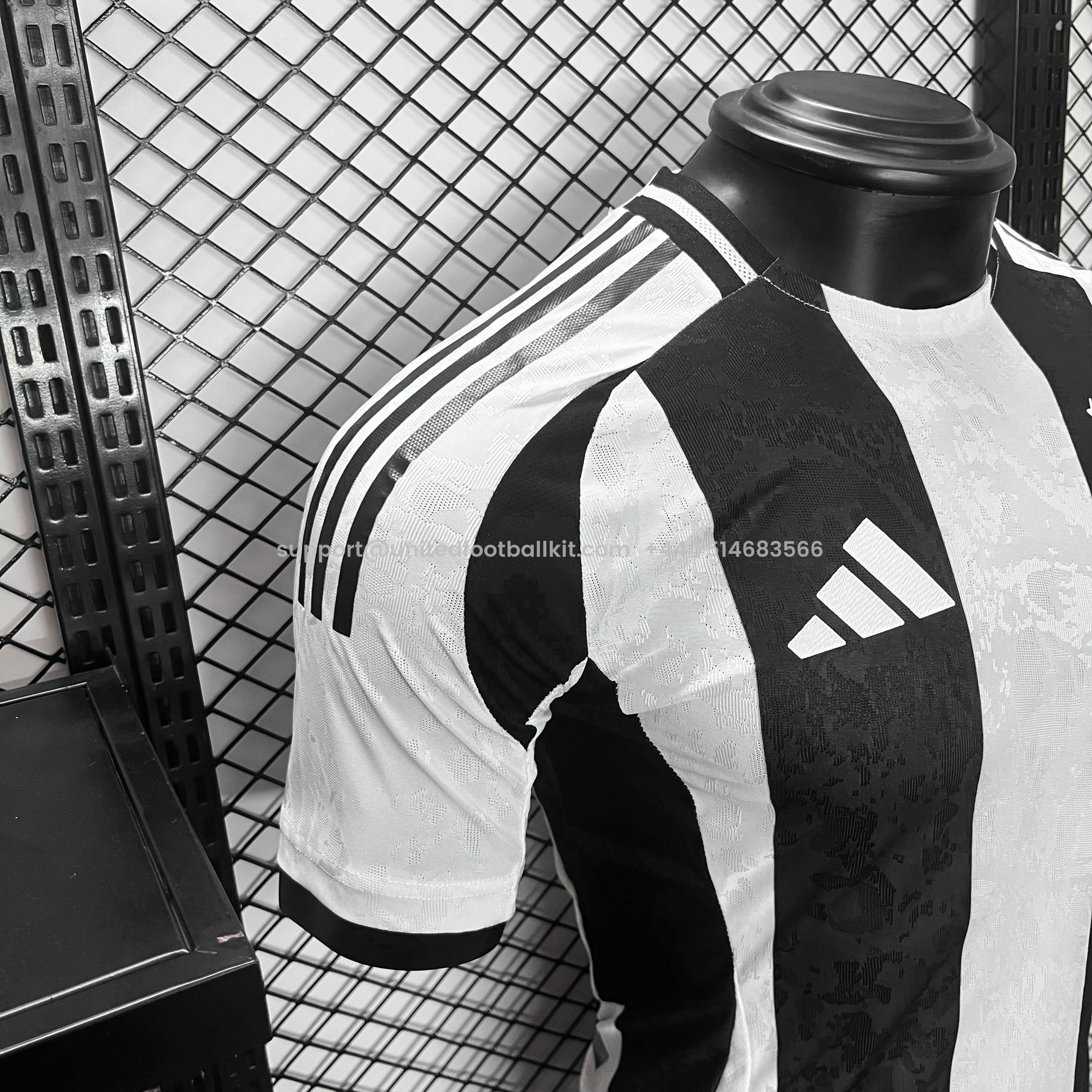 Unitedfootballkit.com | Juventus 24-25 Home Stadium Jersey - Player Version -Customize Name, Number and Patch | Worldwide Shipping