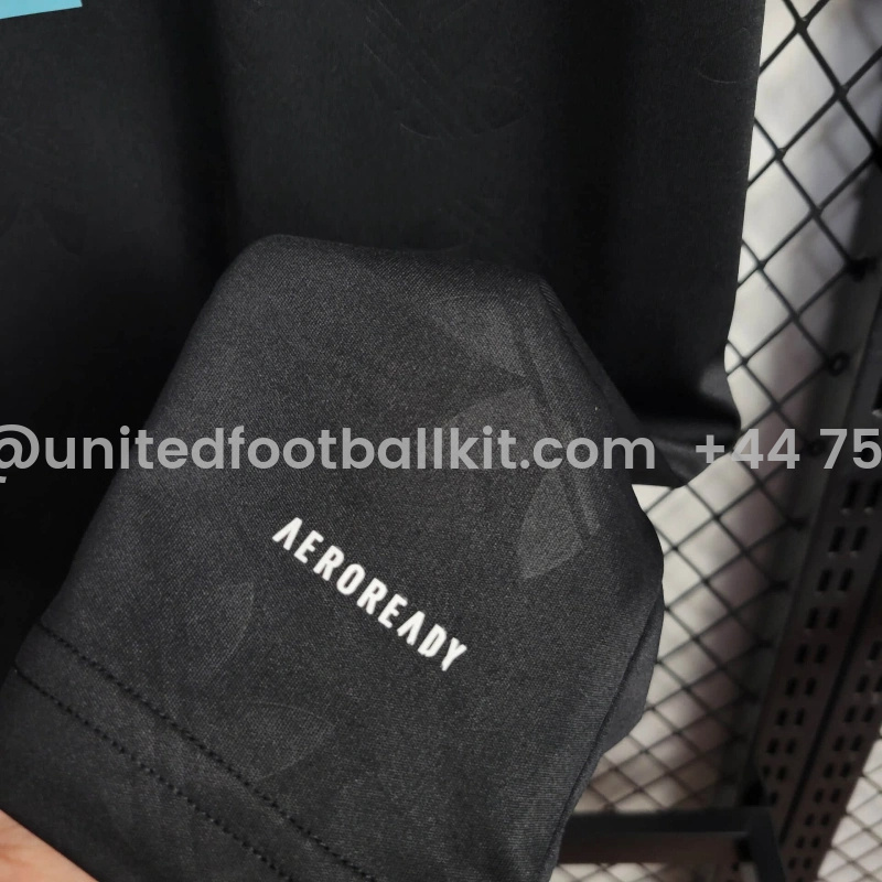 Unitedfootballkit.com | Bayern Munich 24-25 Black Training Jersey - Fans Version -Customize Name, Number and Patch | Worldwide Shipping