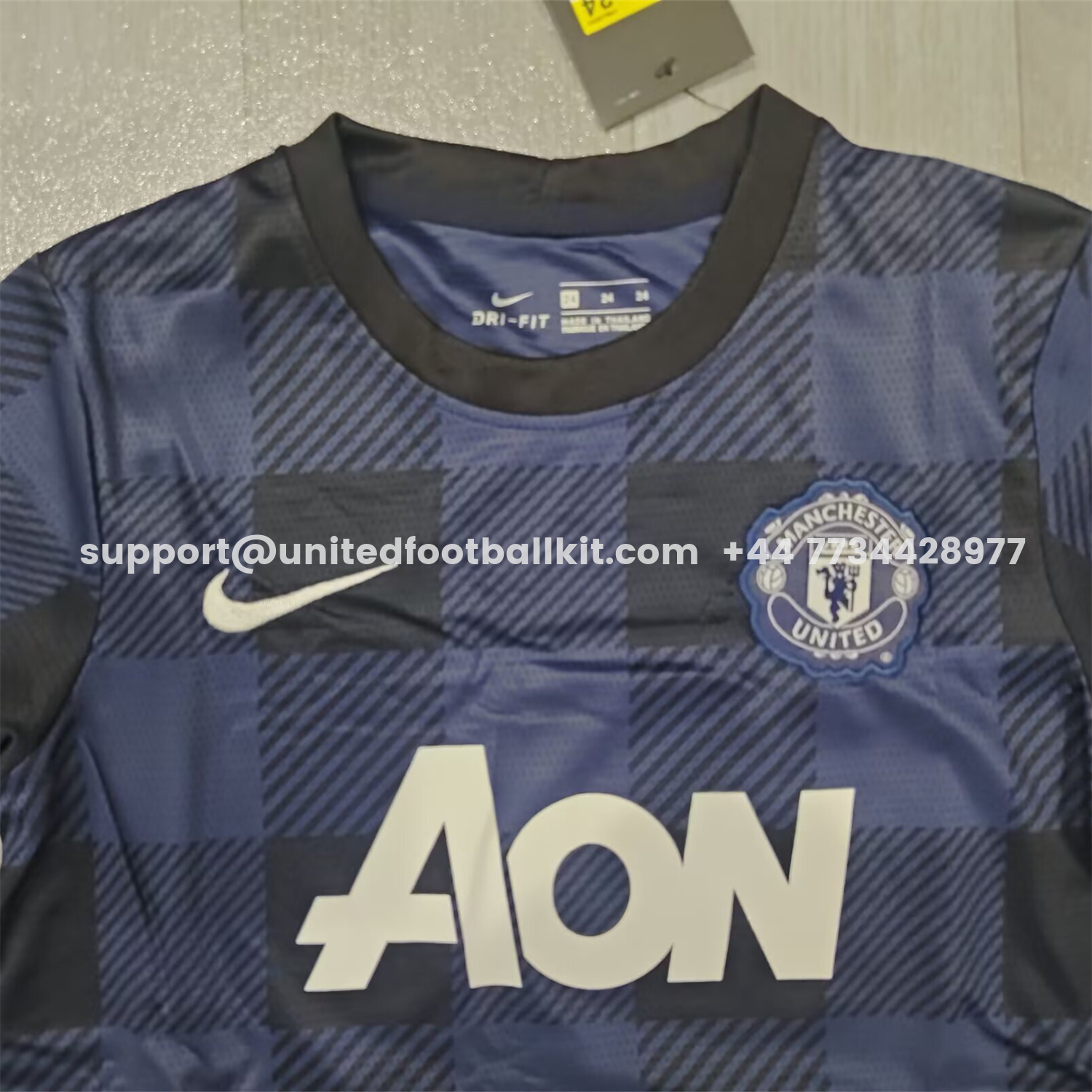 Unitedfootballkit.com | Retro Manchester United 2013-14 Away Kids Kit -Customize Name, Number and Patch | Worldwide Shipping