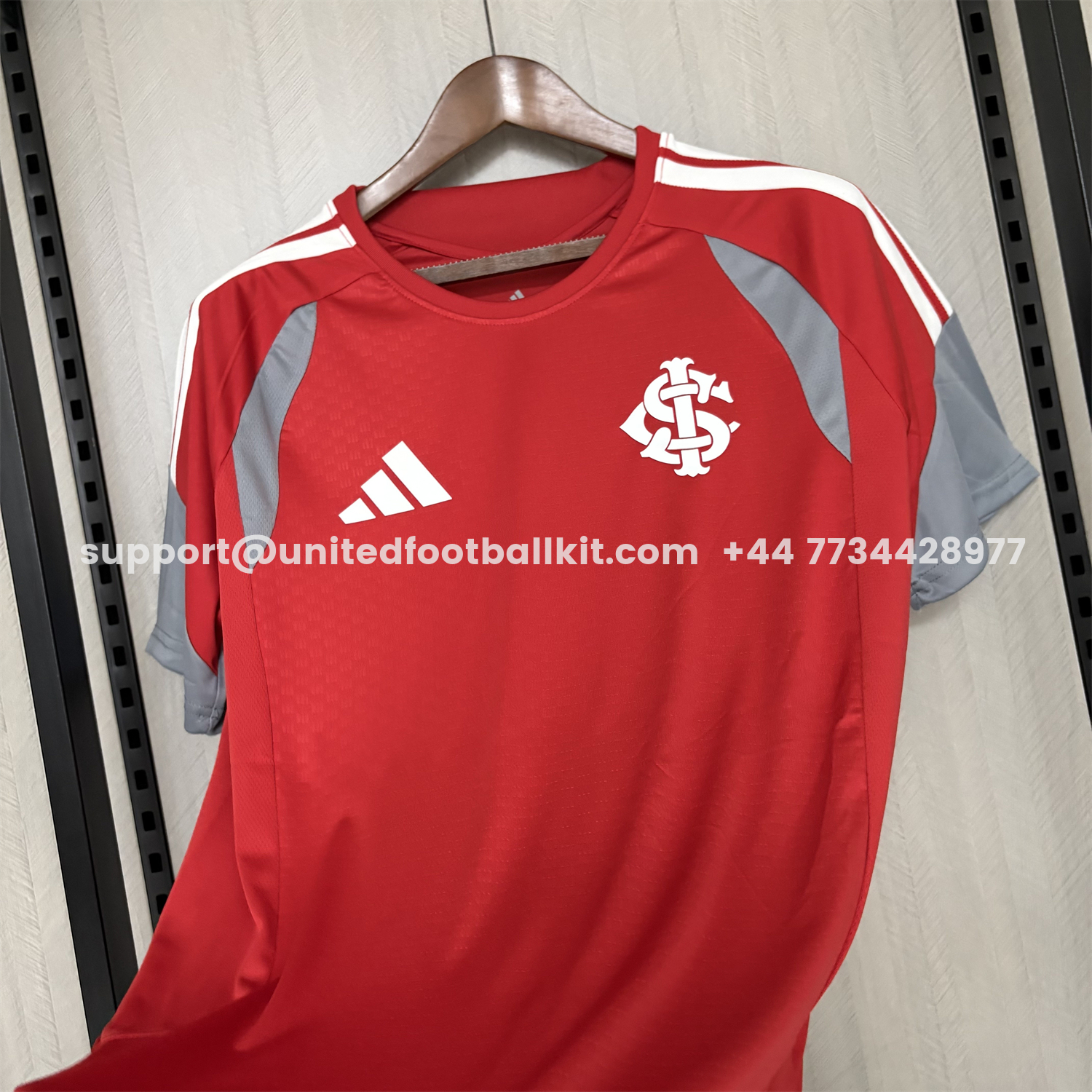 Unitedfootballkit.com | SC Internacional 26-27 Red Pre-Match Training Jersey - Fans Version -Customize Name, Number and Patch | Worldwide Shipping
