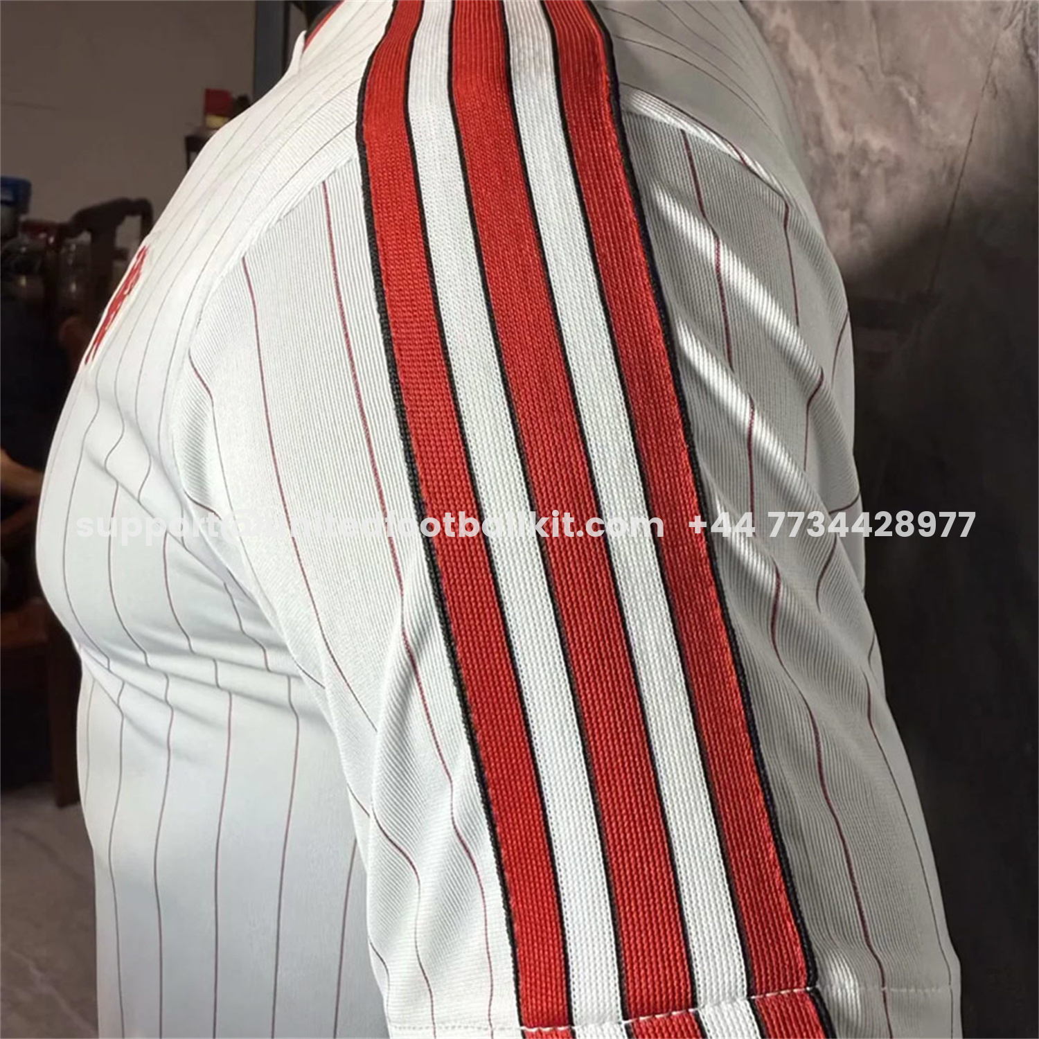 Unitedfootballkit.com | Manchester United 25-26 Trefoil Red Lines White Travel Jersey - Player Version -Customize Name, Number and Patch | Worldwide Shipping