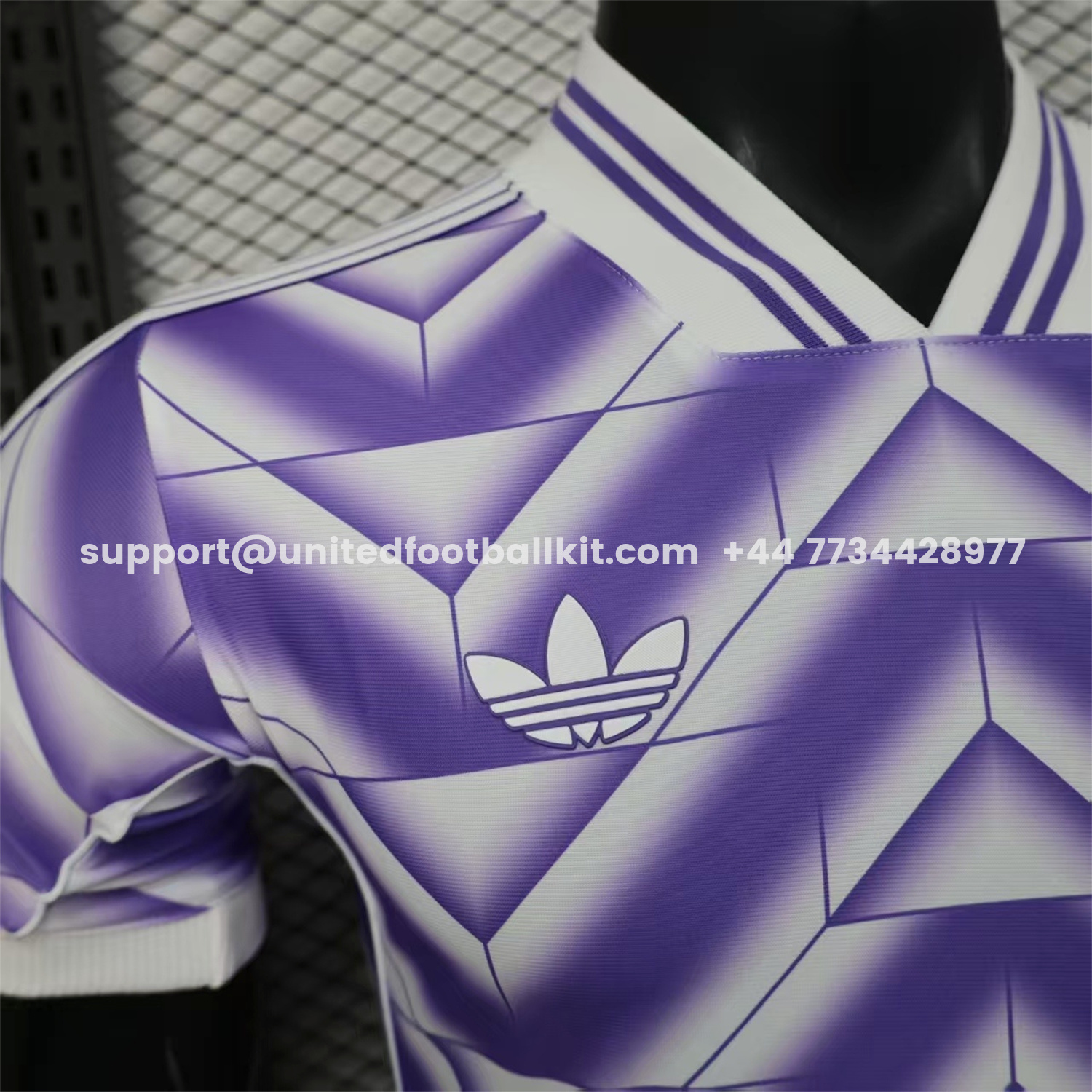 Unitedfootballkit.com | Real Madrid 25-26 Refracted Purple Light White Special Jersey - Player Version -Customize Name, Number and Patch | Worldwide Shipping